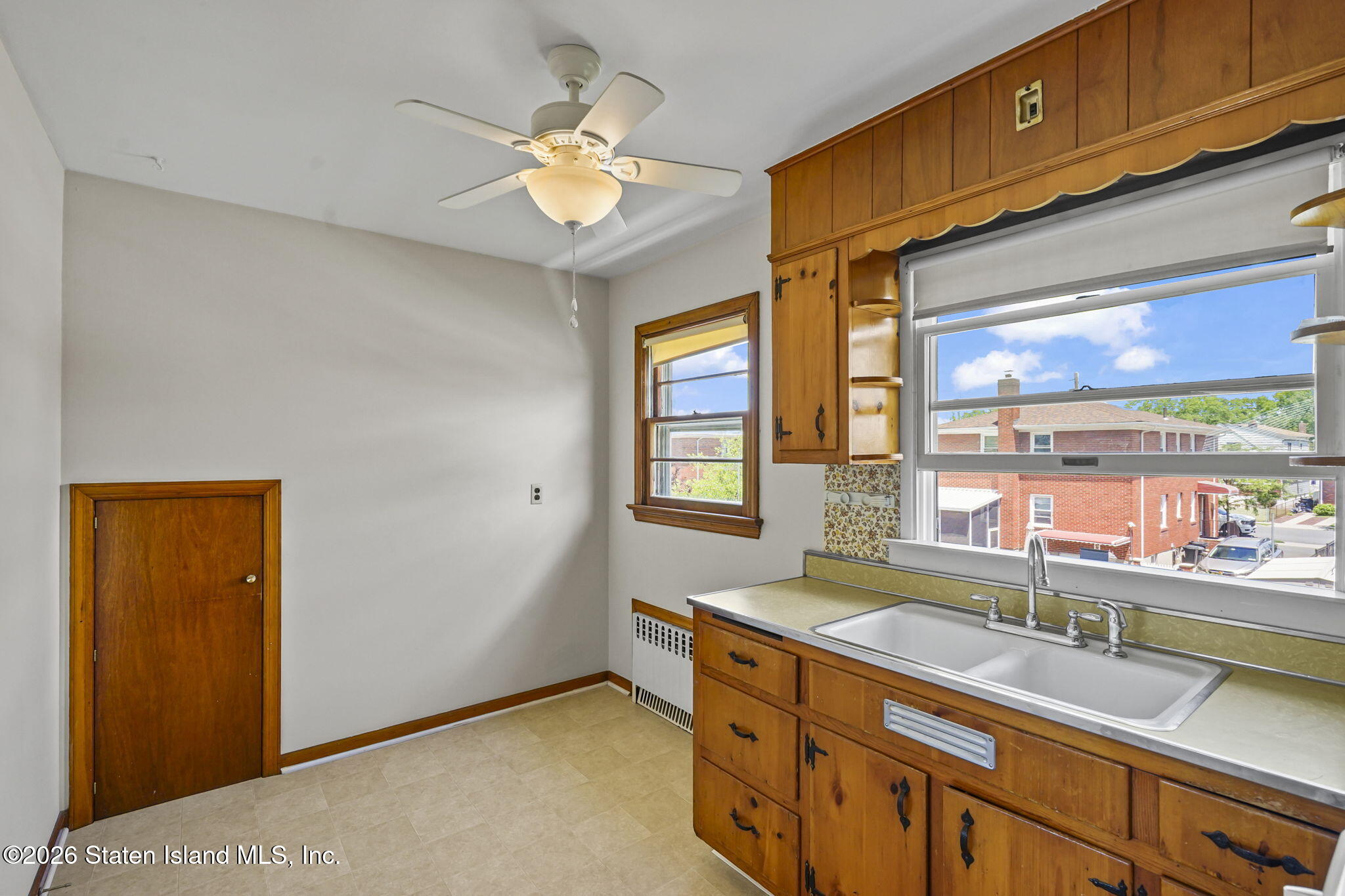 357 Burgher Avenue, Staten Island, NY, 10305 image 25