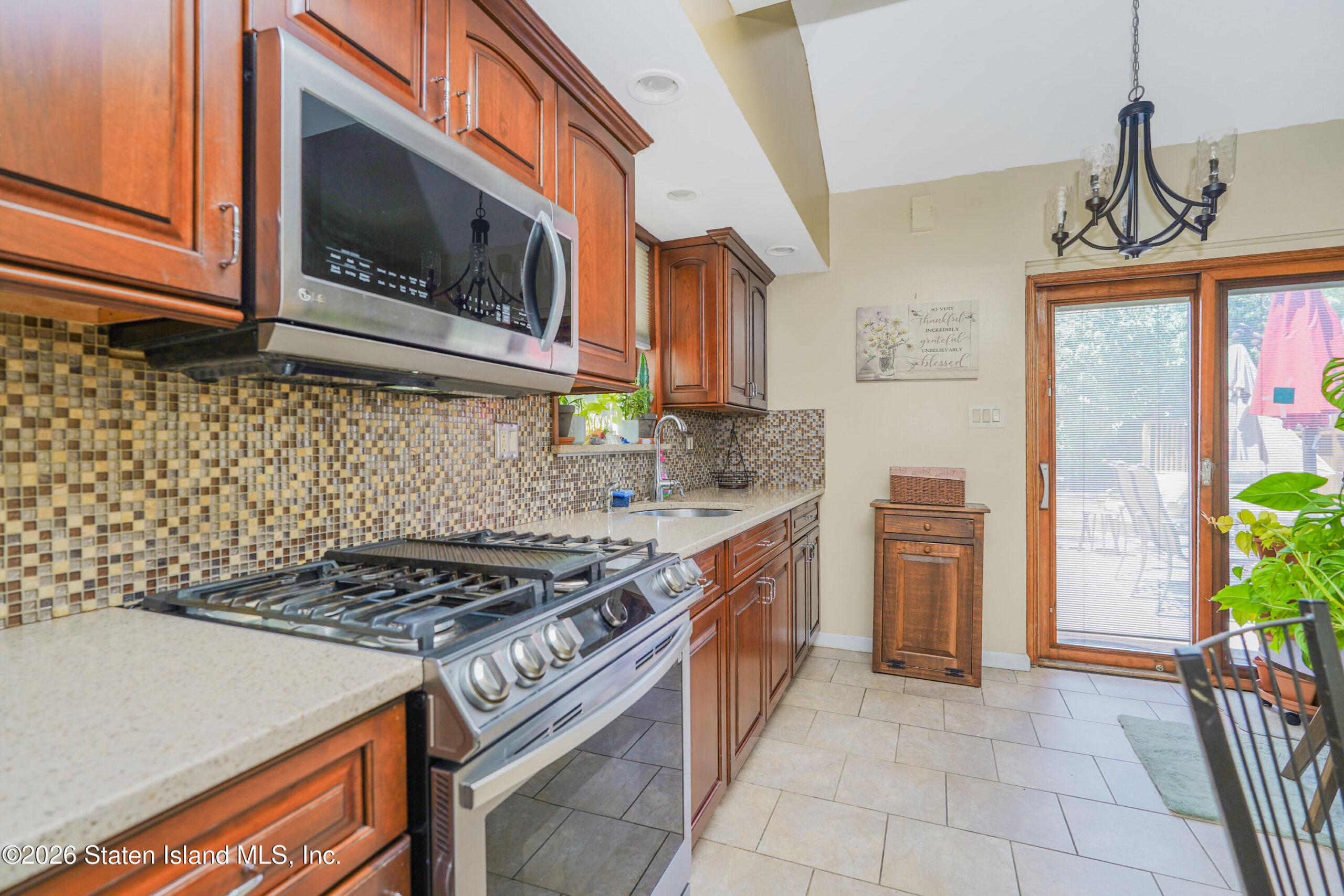20 University Place, Staten Island, NY, 10301 image 15
