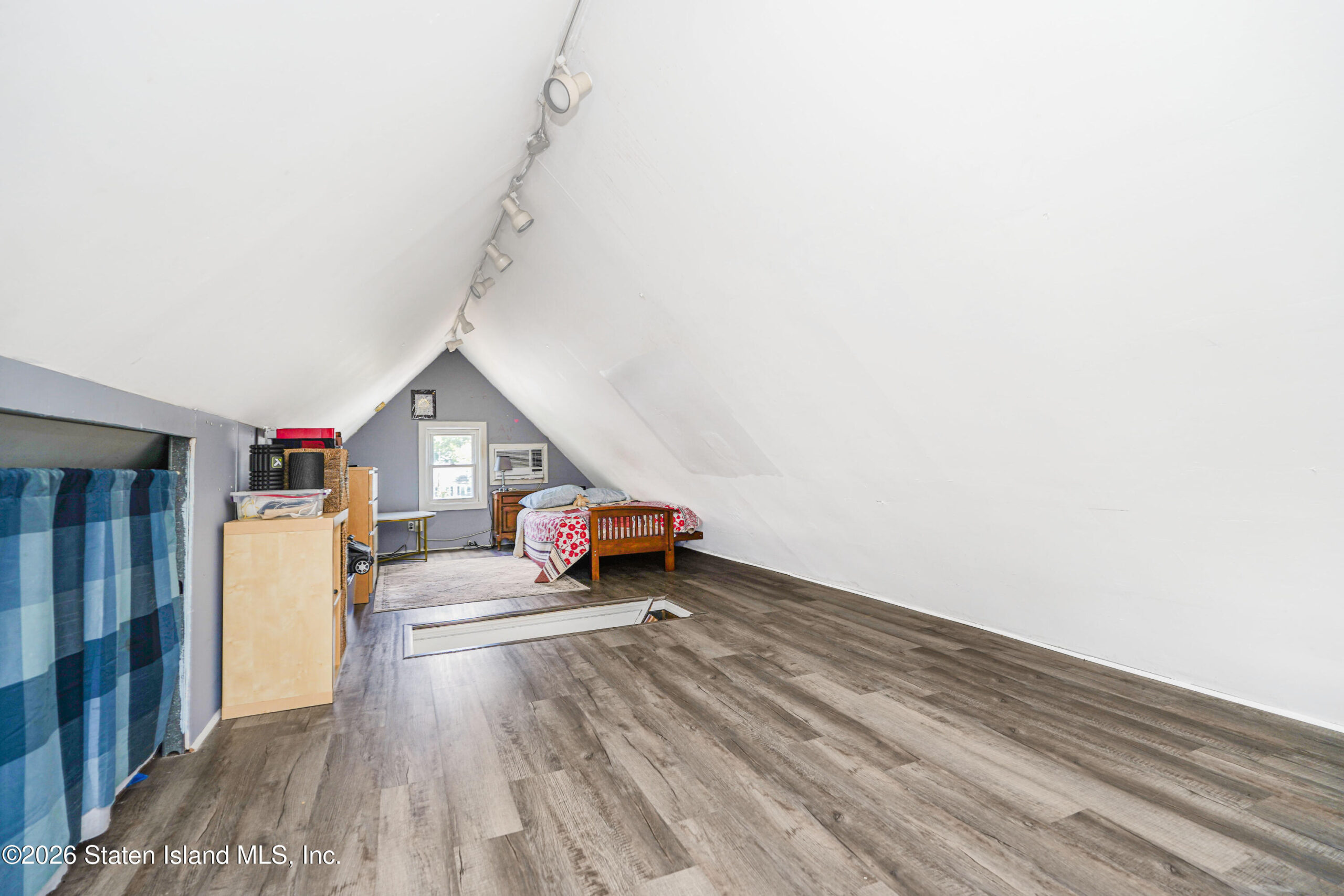 20 University Place, Staten Island, NY, 10301 image 26