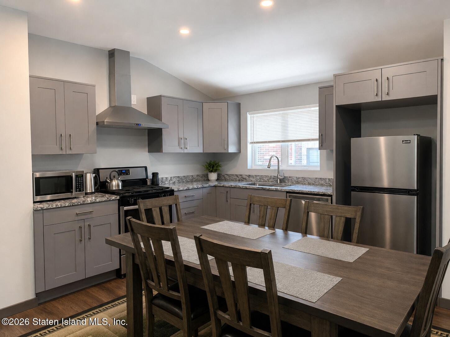 2981 Hylan Boulevard, Staten Island, NY, 10306 image 7