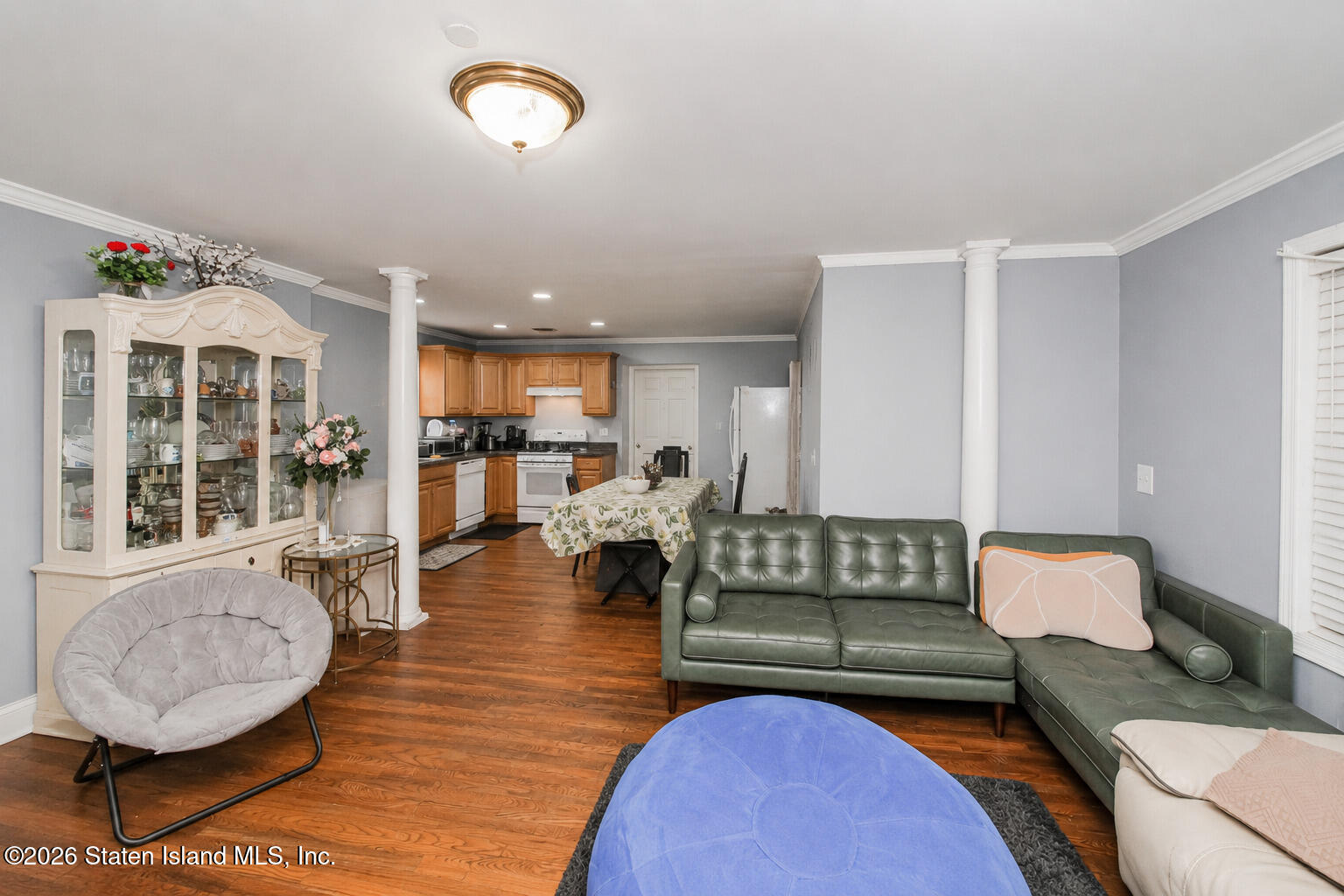 551 Van Duzer Street Image 3