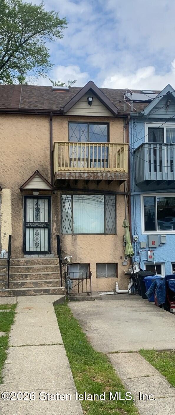 98 Lake Avenue Image 1