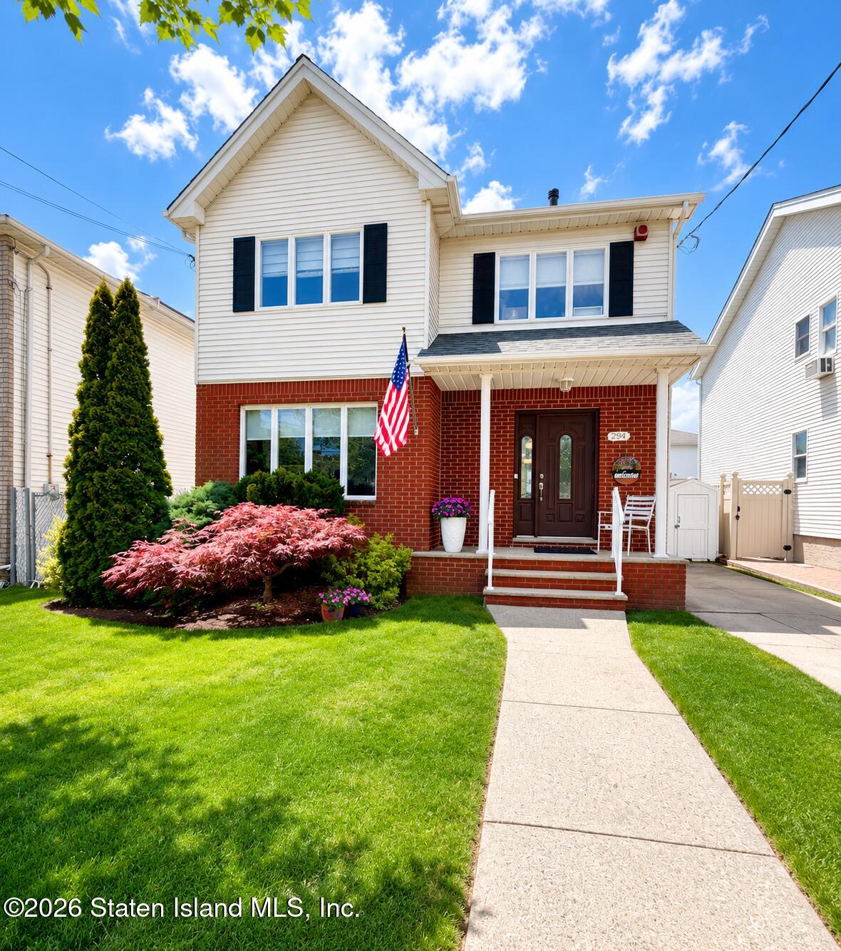 294 Chelsea Street Image 2