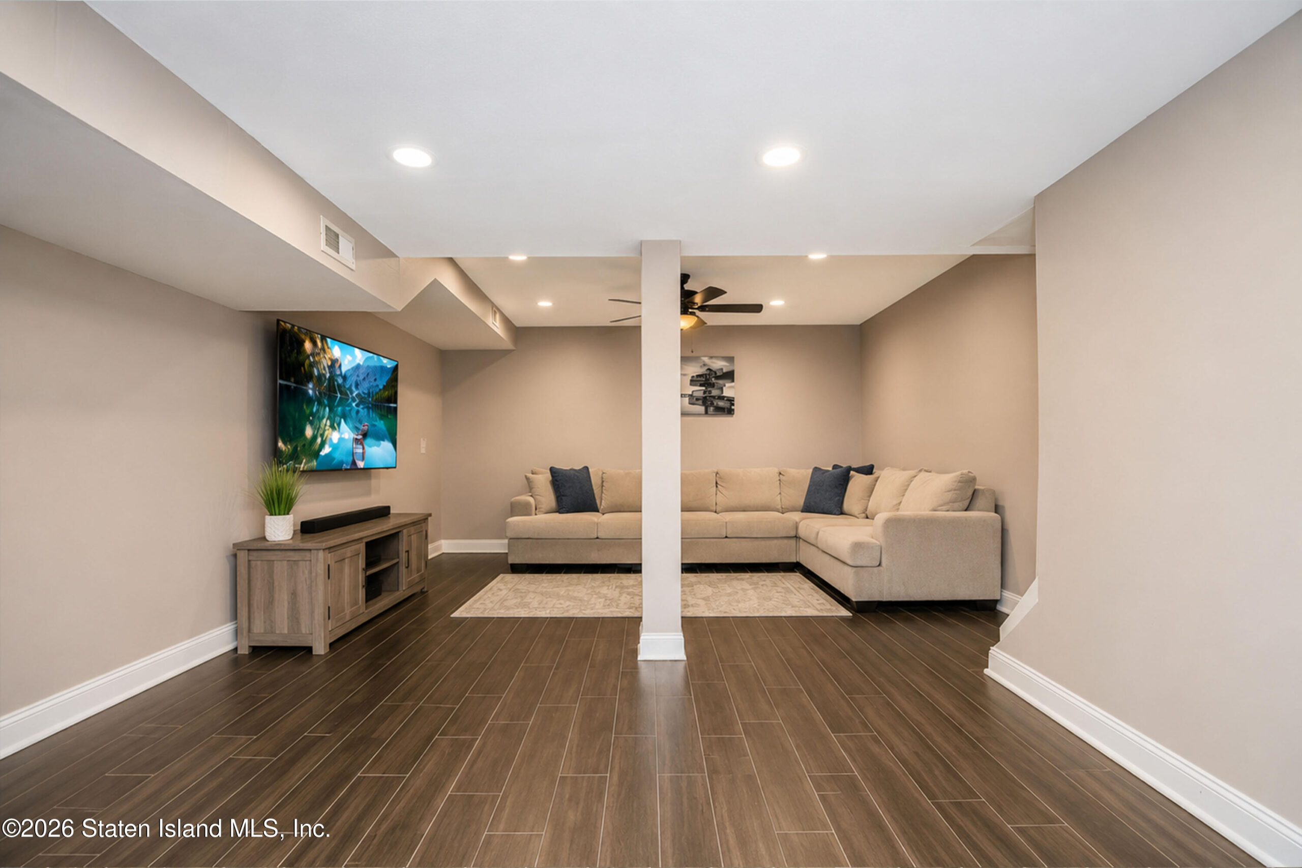 716 Drumgoole Road, Staten Island, NY, 10312 image 24