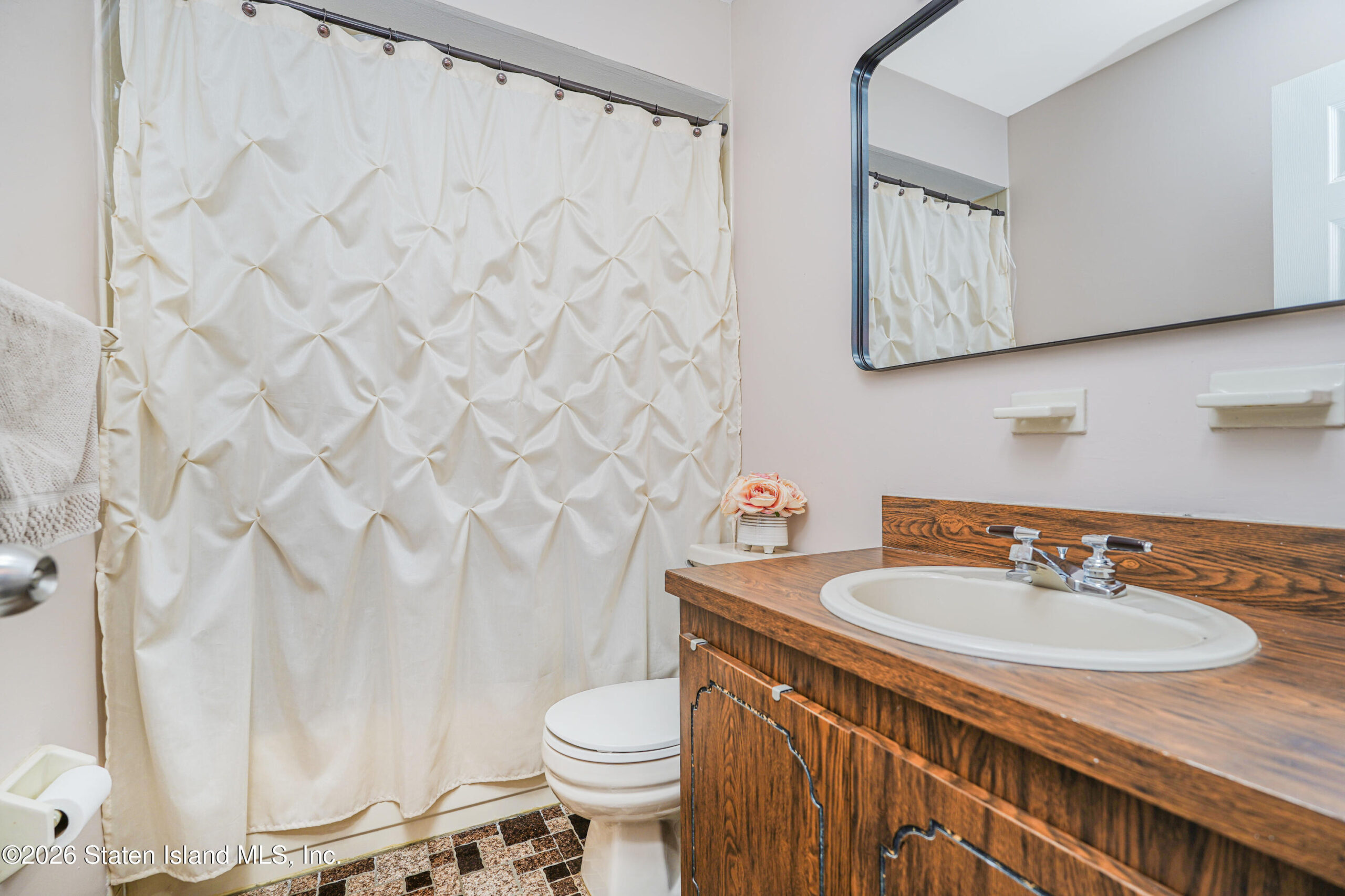 716 Drumgoole Road, Staten Island, NY, 10312 image 14