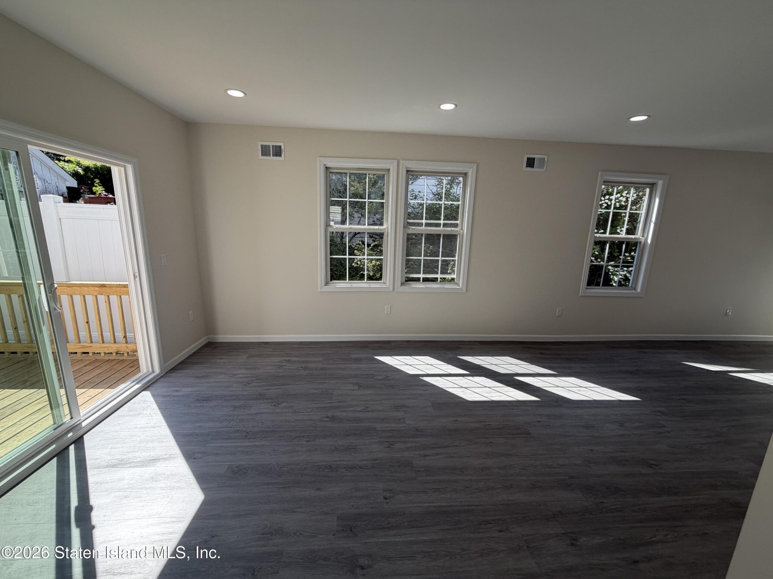 402 Woodstock Avenue, Staten Island, NY, 10301 image 20