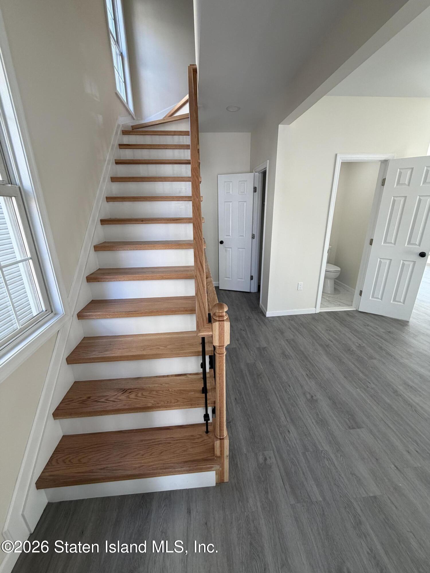 402 Woodstock Avenue, Staten Island, NY, 10301 image 23