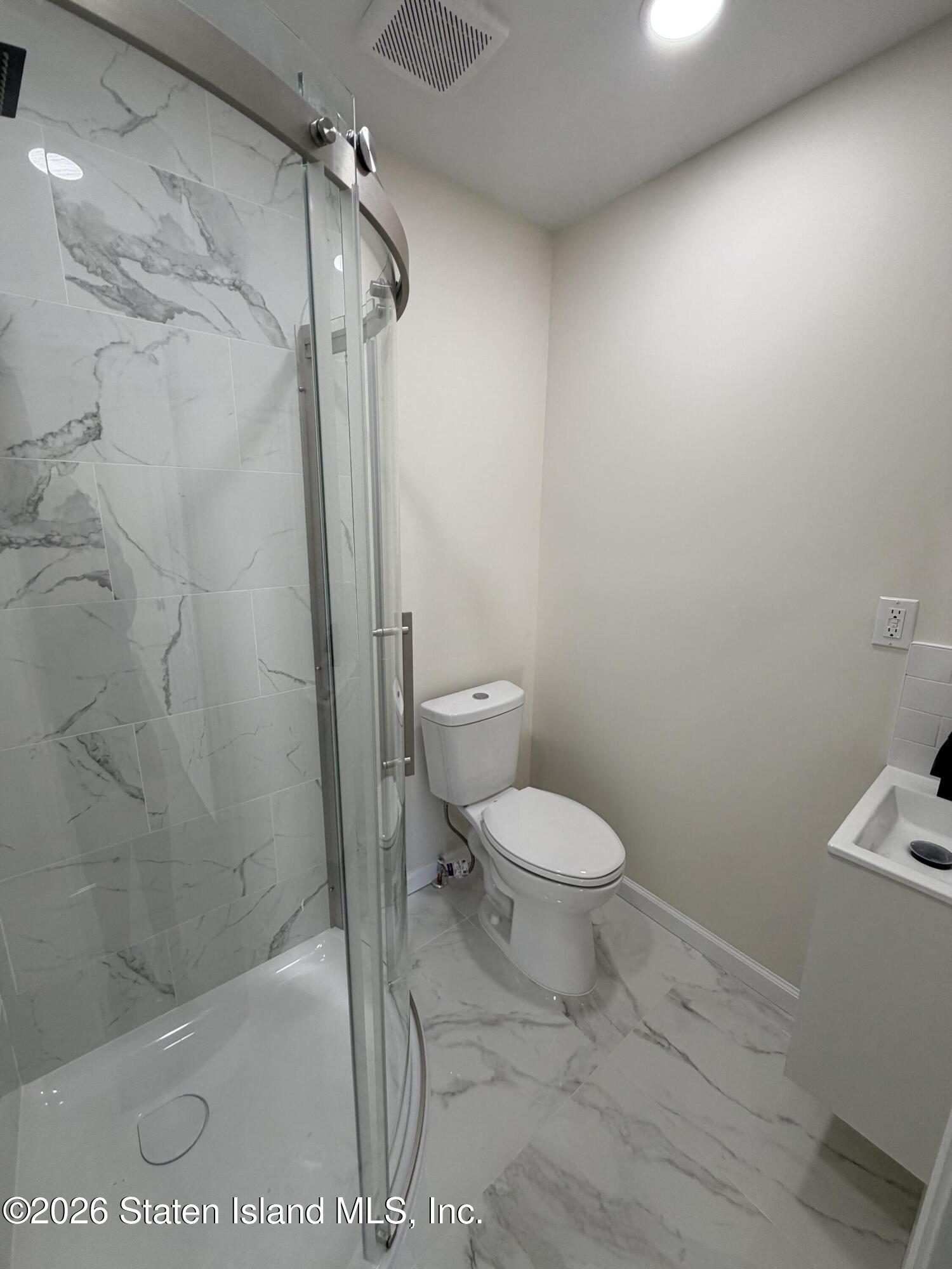 402 Woodstock Avenue, Staten Island, NY, 10301 image 12