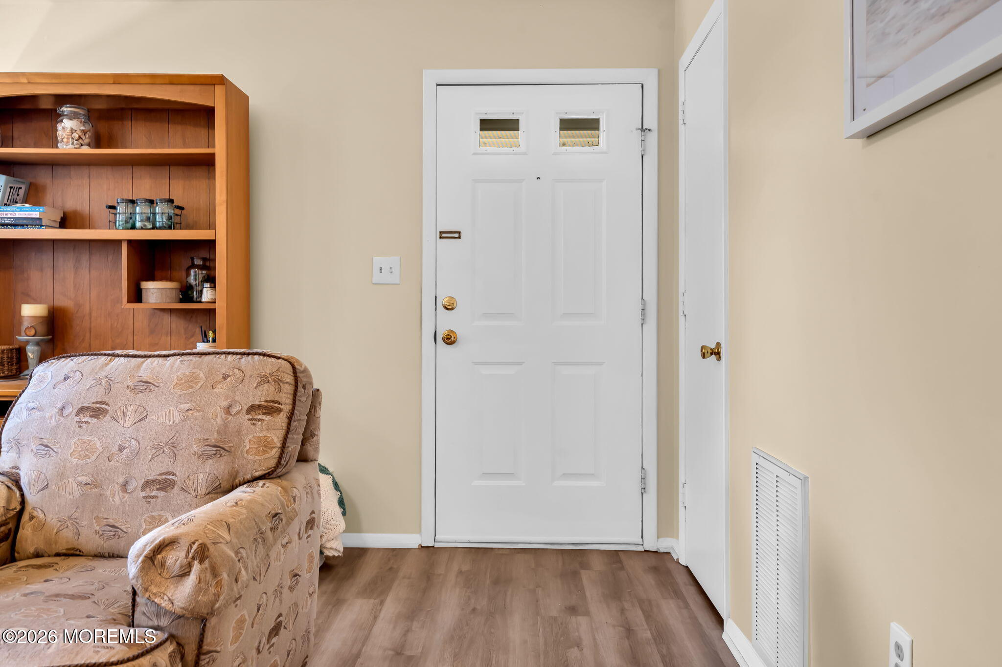 601 Mistletoe Avenue 9 Image 3