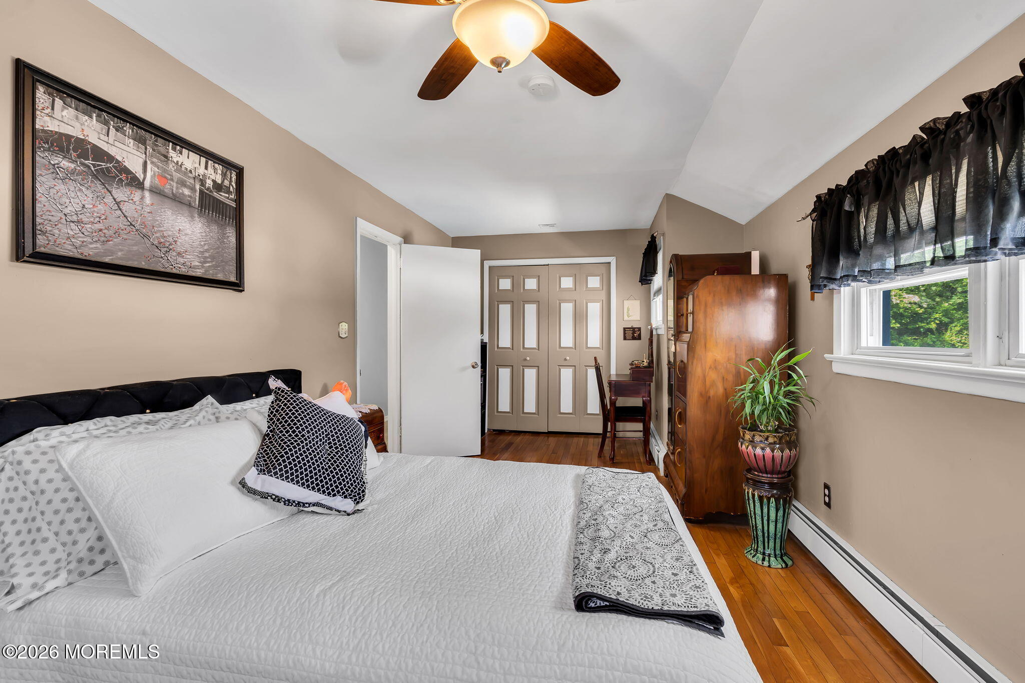 35 Richard Terrace, Middletown, NJ, 07748 image 32