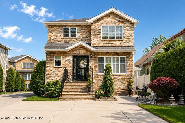 5886 Amboy Road Image 2