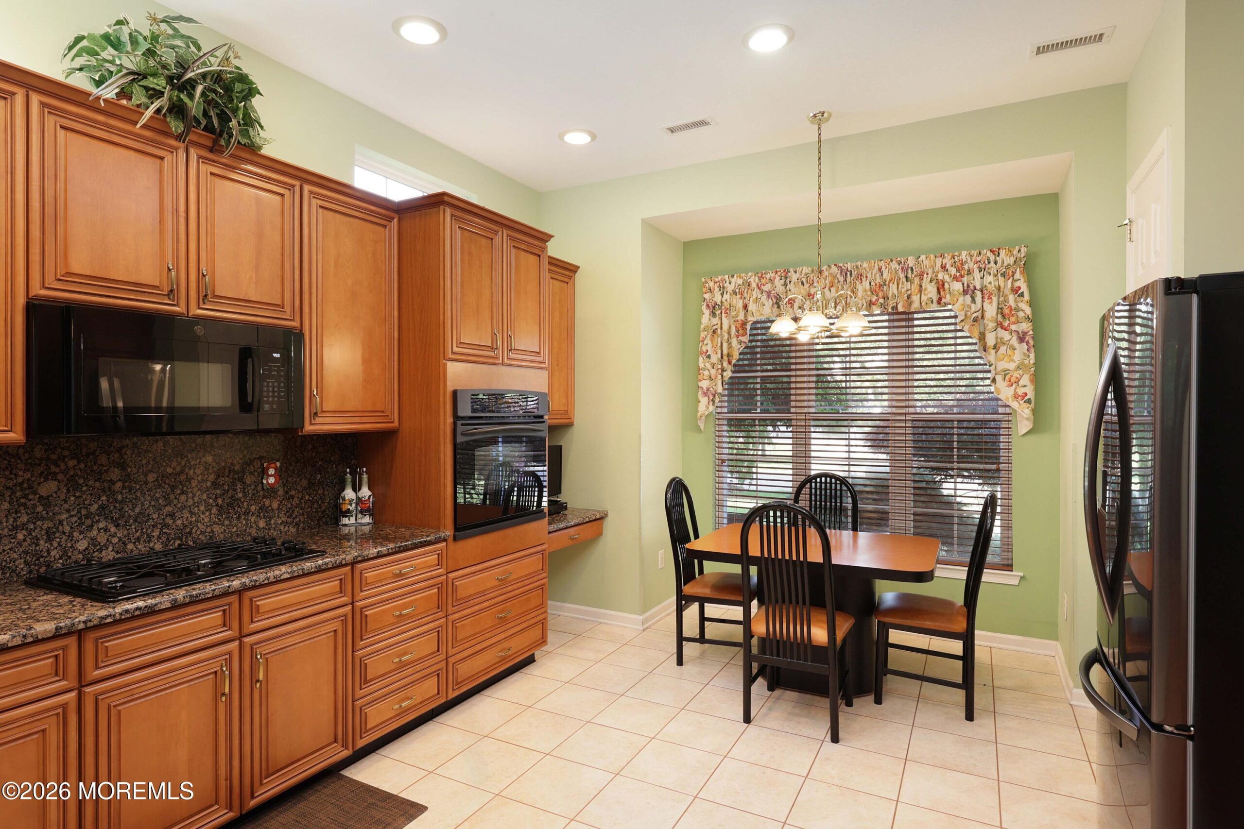 7 Oakhill Court, Jackson, NJ, 08527 image 9