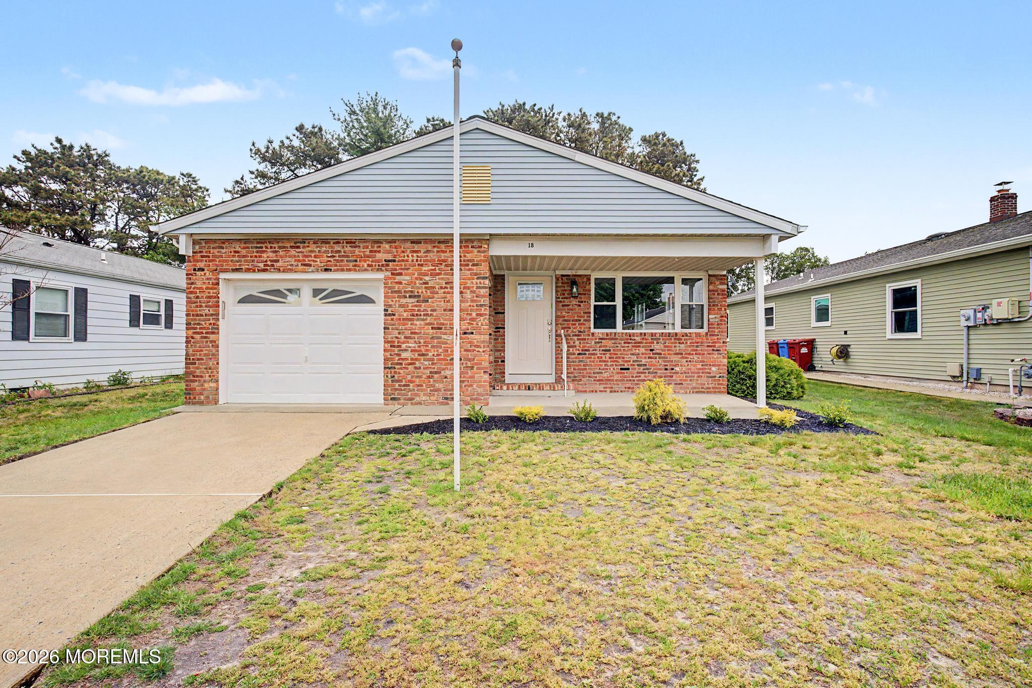 18 Camrose Street Image 1