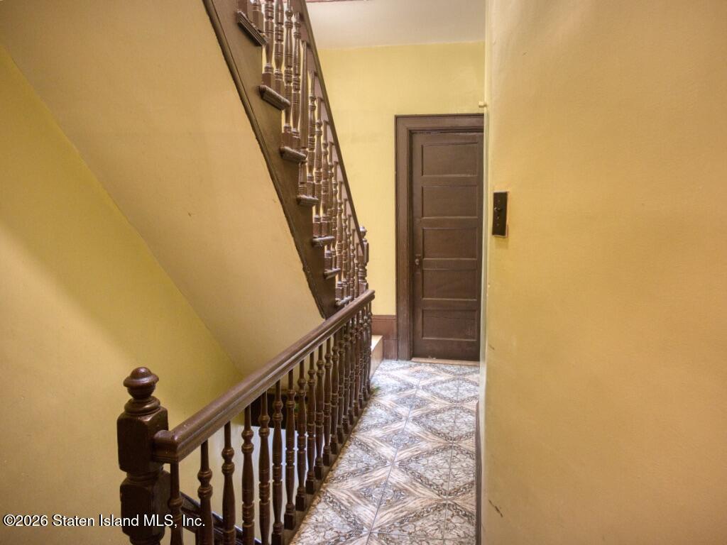 850 Mcdonald Avenue Image 3