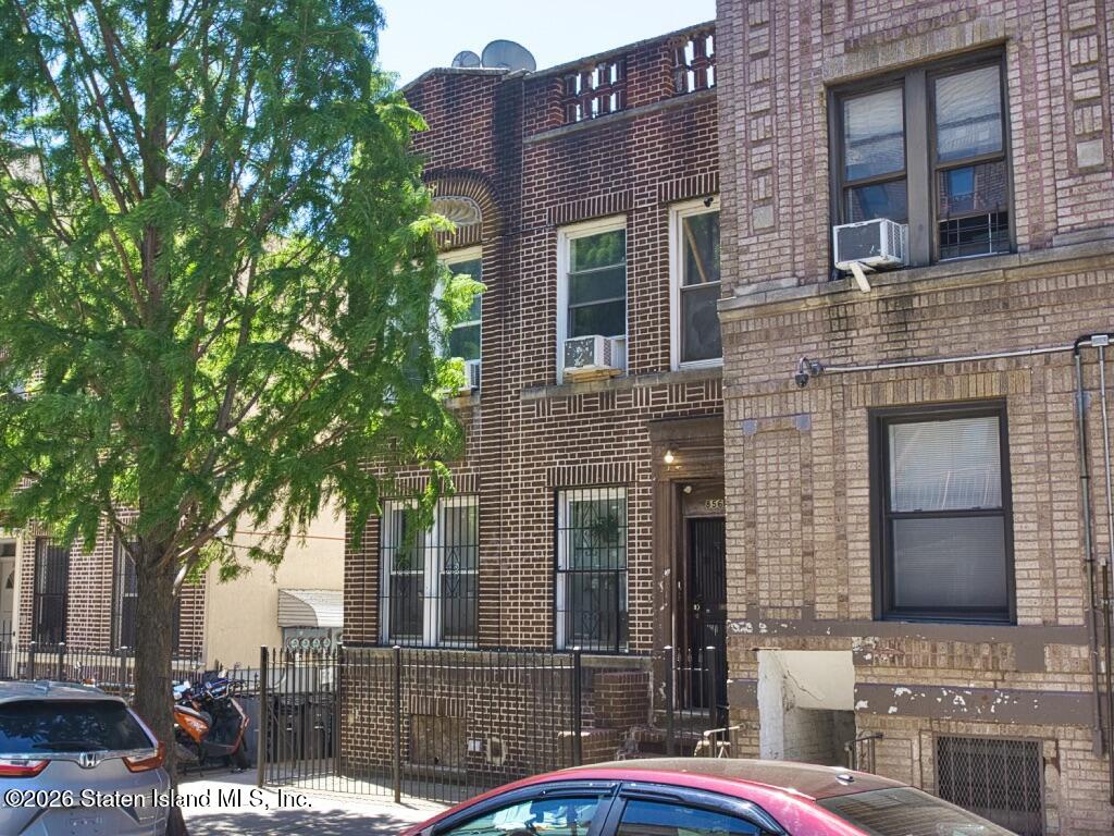 856 42nd Street Image 2