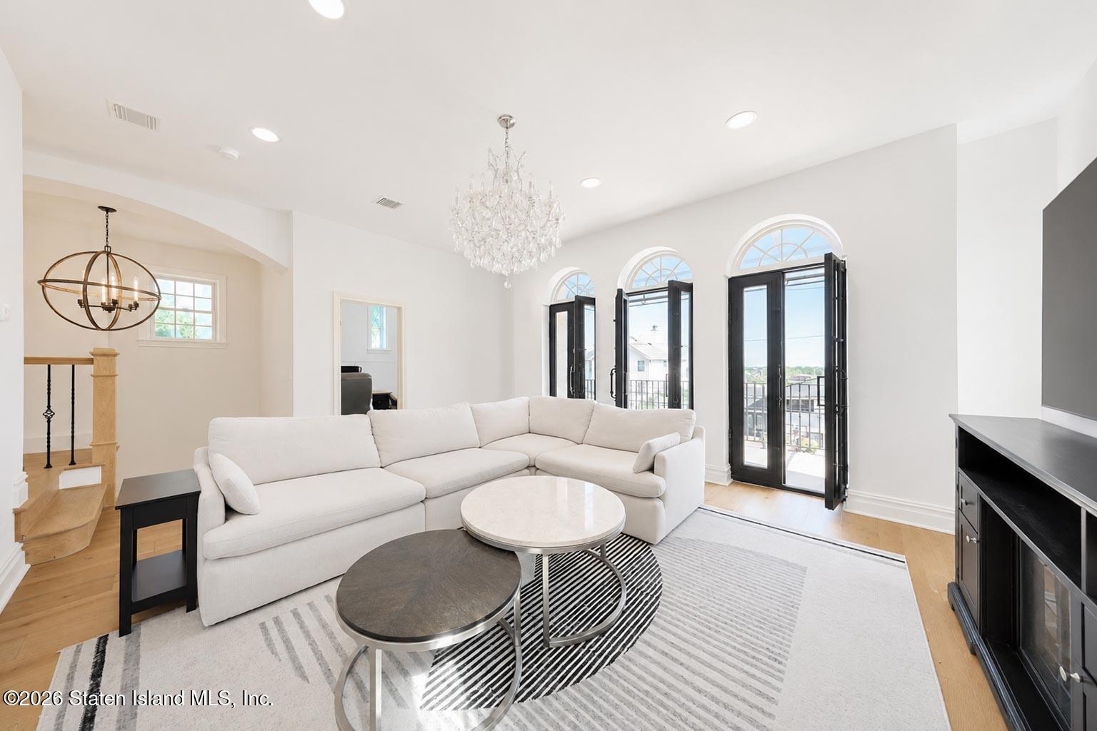 29 Leslie Avenue Image 4