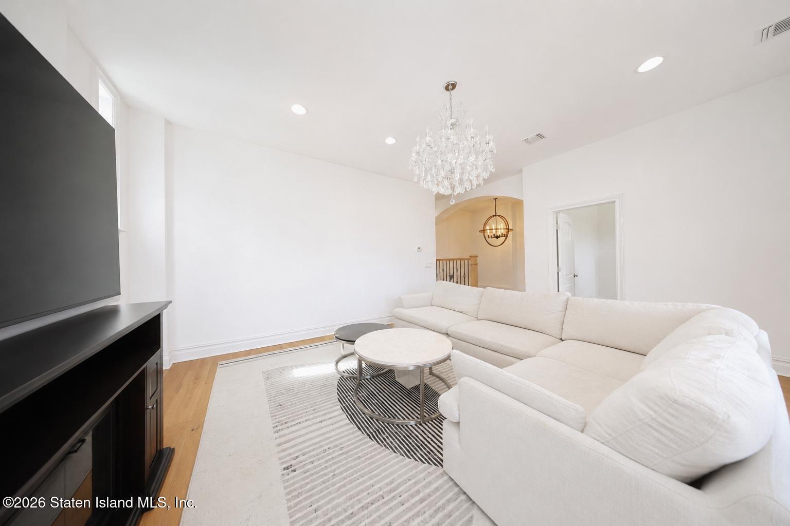 29 Leslie Avenue, Staten Island, NY, 10305 image 6