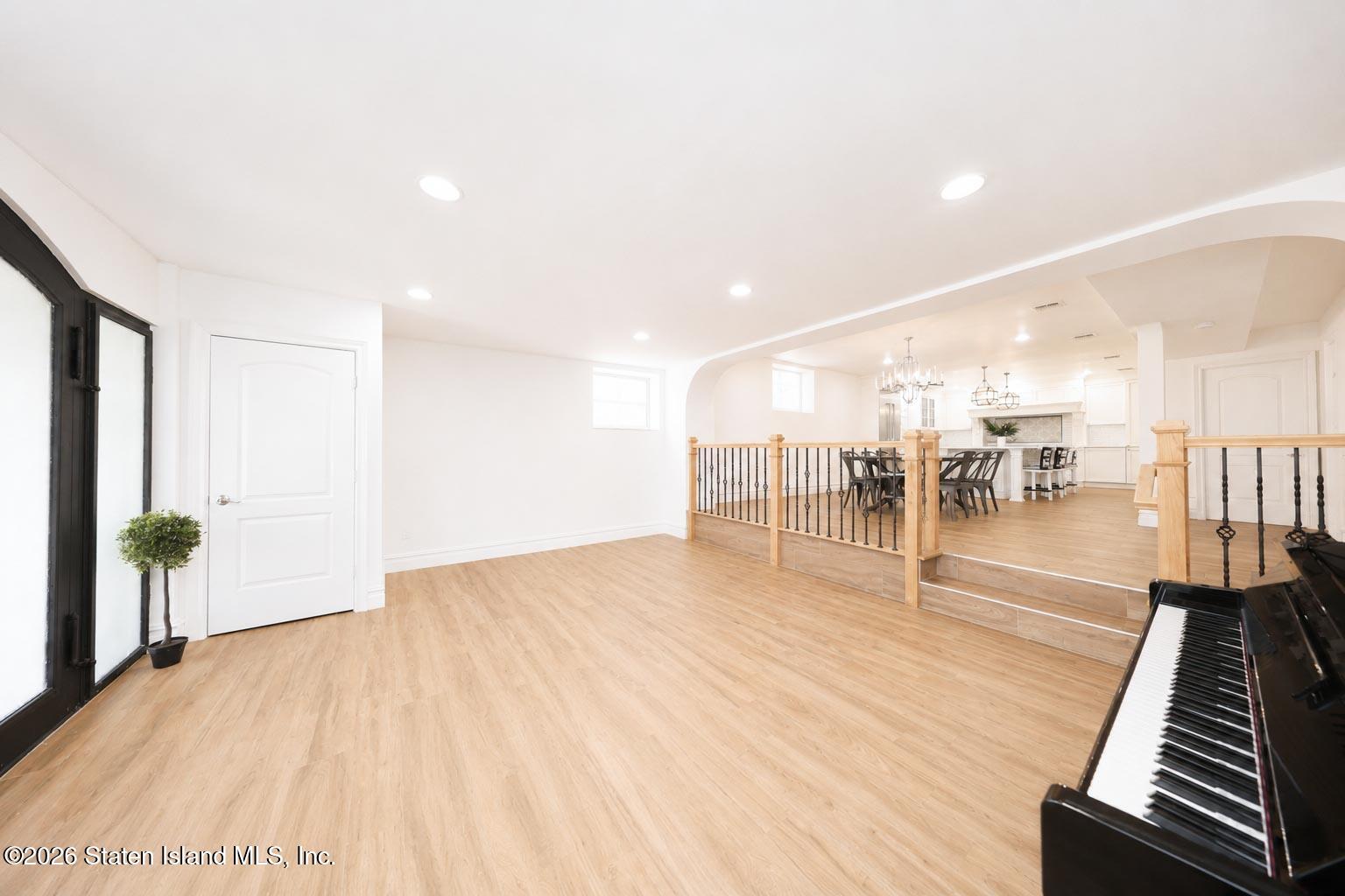 29 Leslie Avenue, Staten Island, NY, 10305 image 17