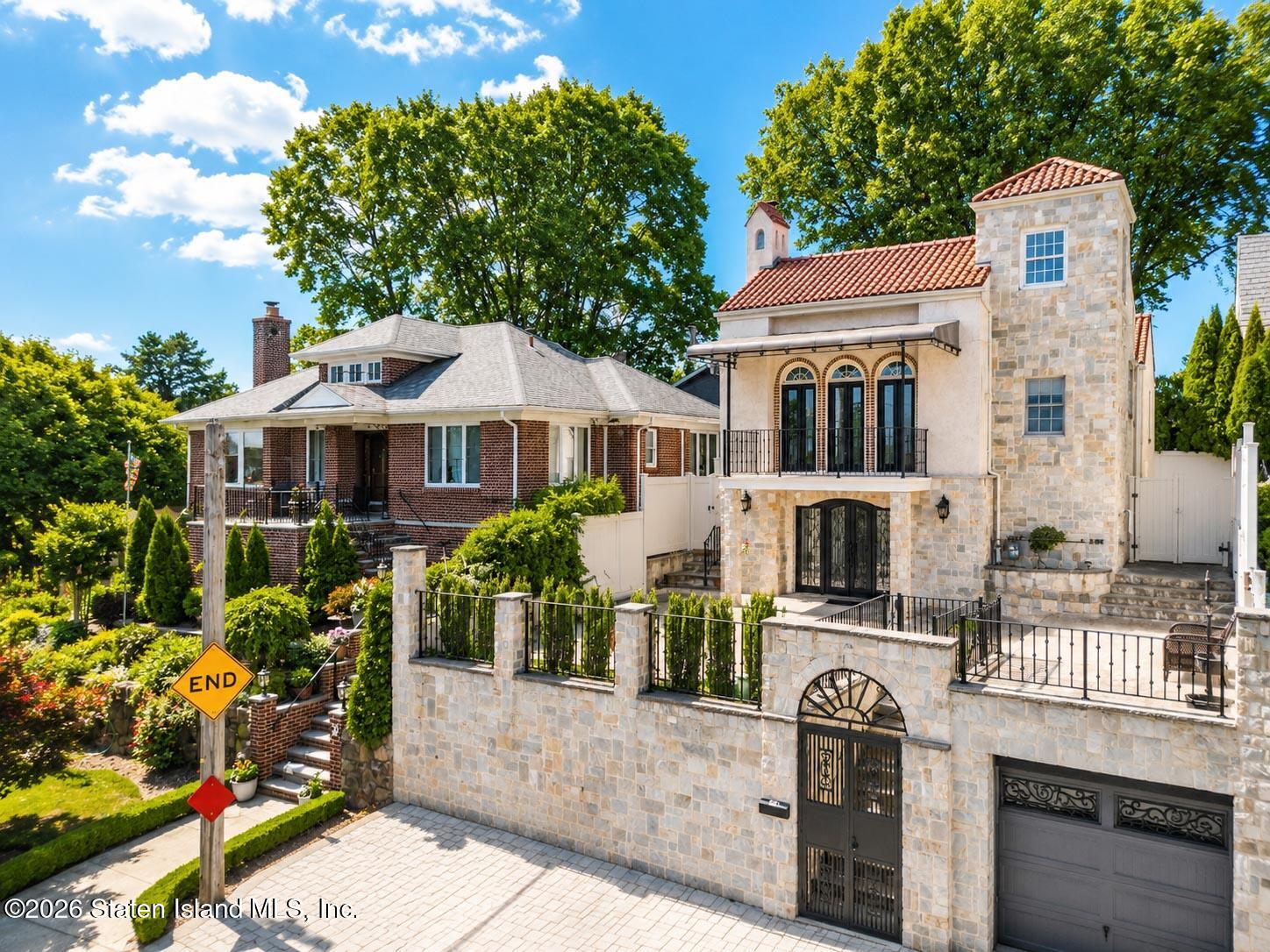 29 Leslie Avenue Image 3