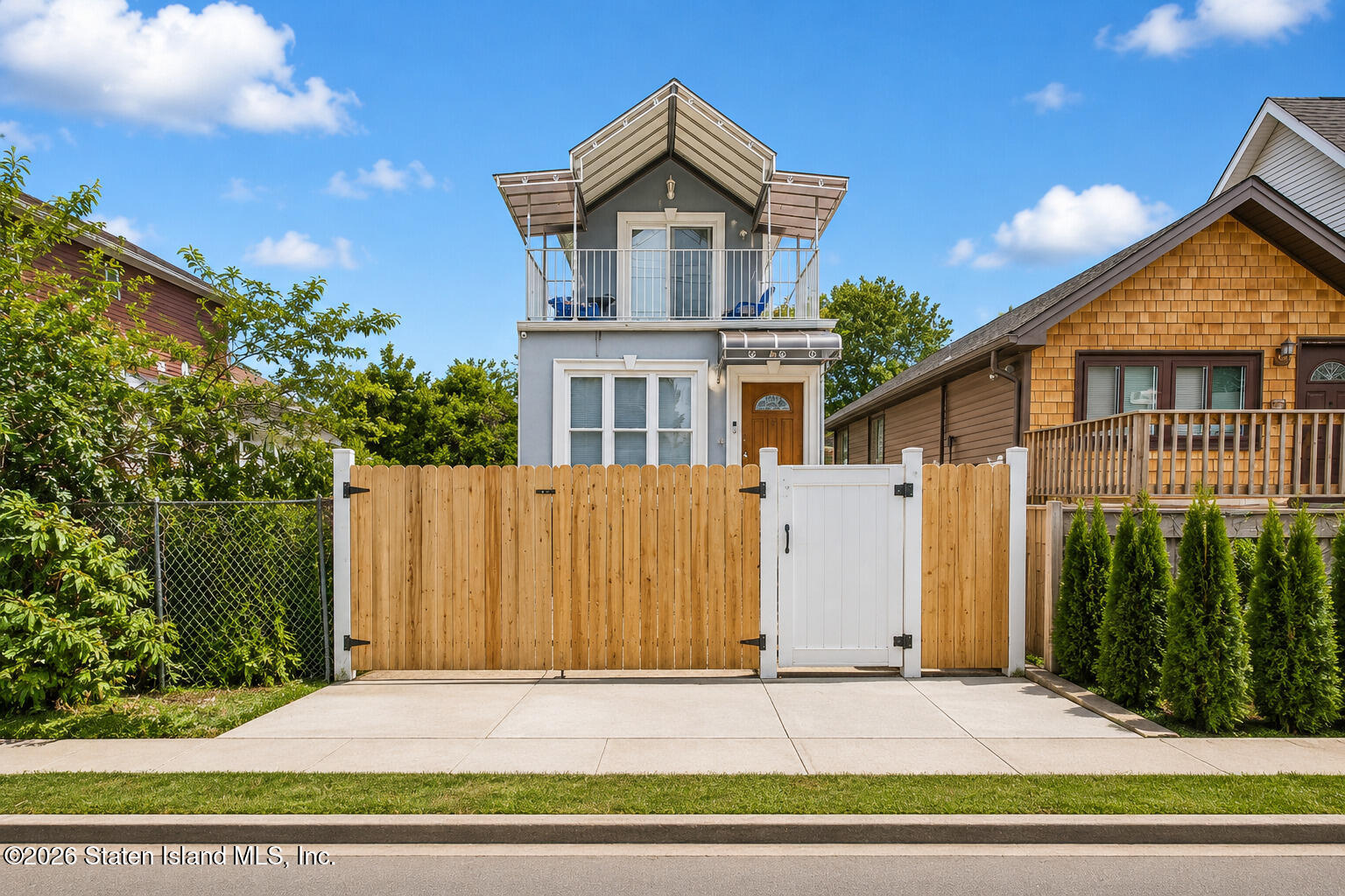166 Baden Place Image 3