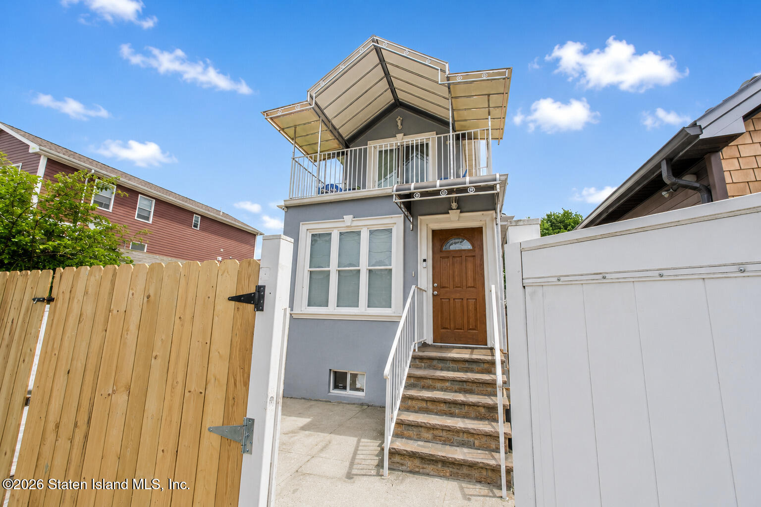 166 Baden Place Image 1