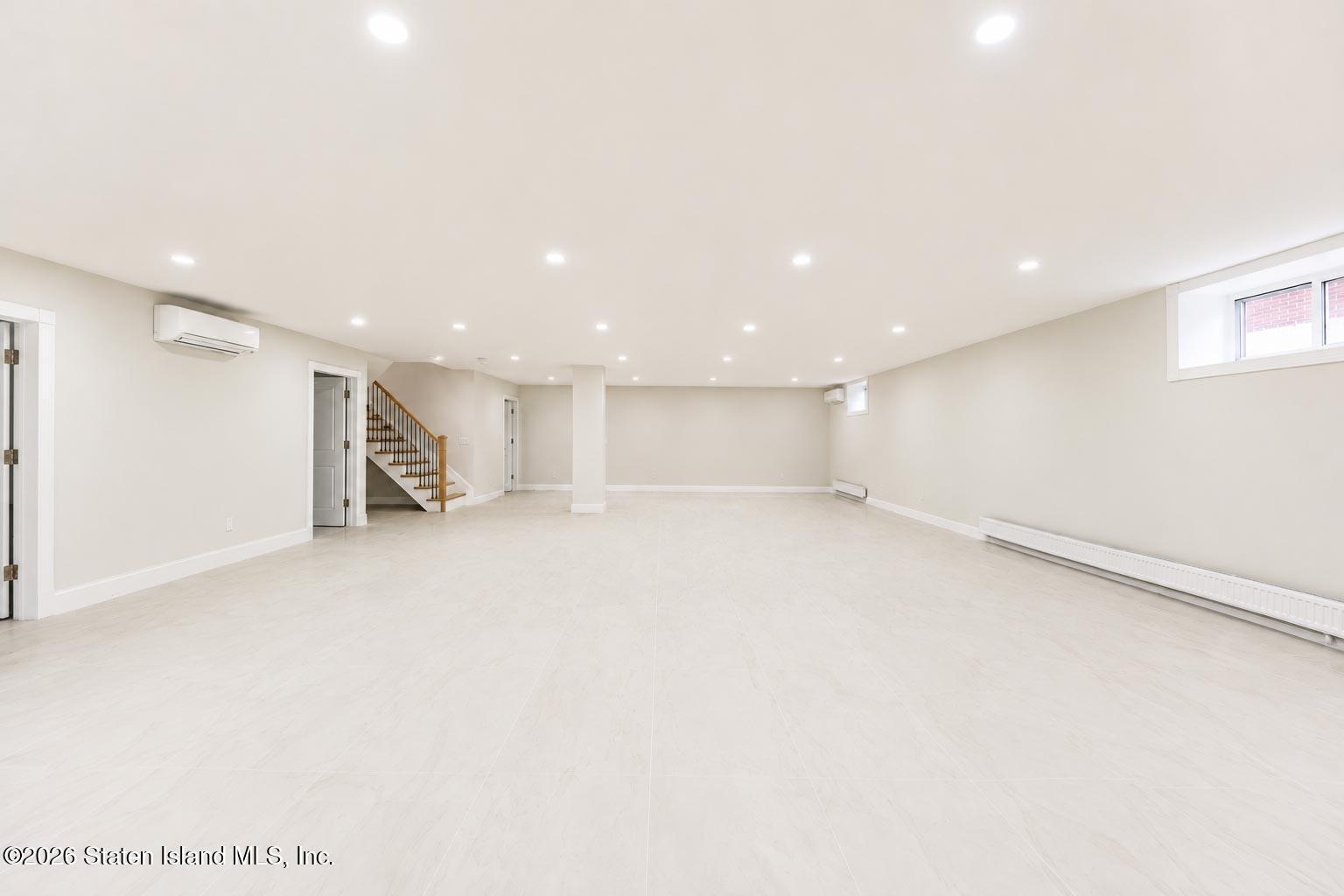 544 Falcon Avenue, Staten Island, NY, 10306 image 6