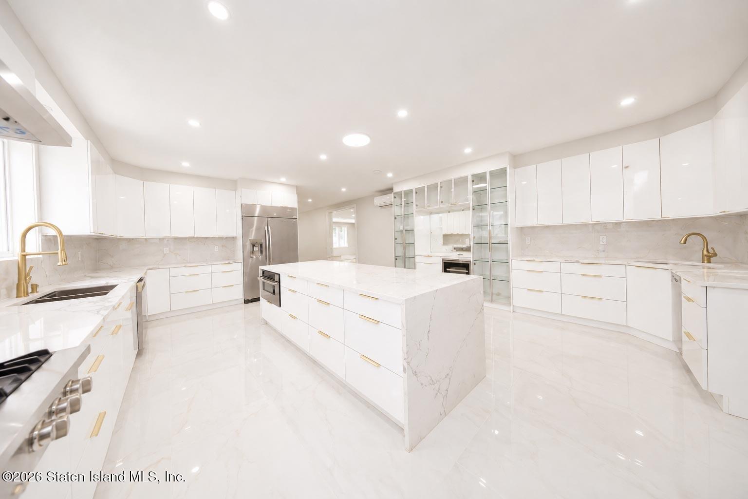 544 Falcon Avenue, Staten Island, NY, 10306 image 16