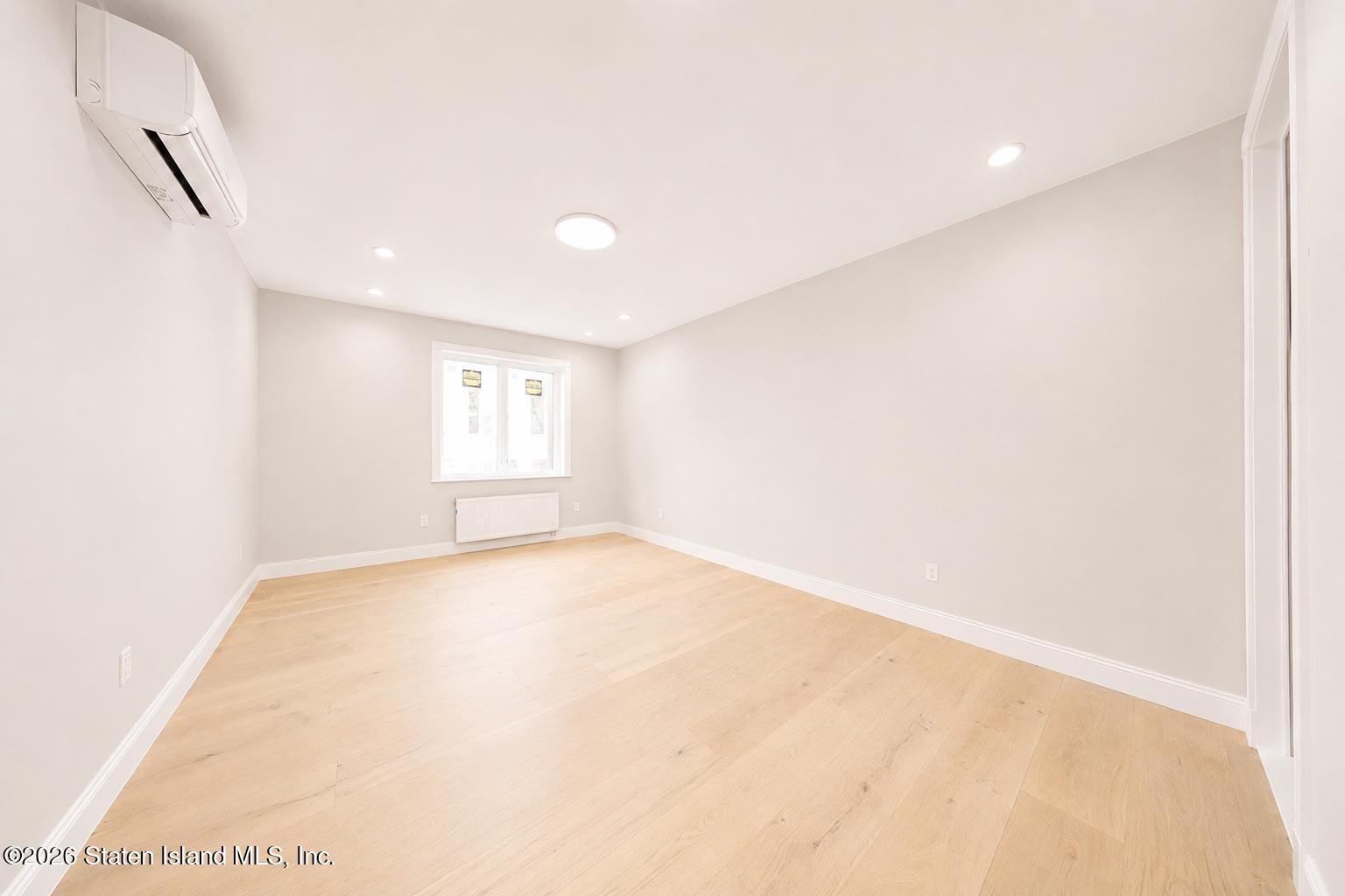 544 Falcon Avenue, Staten Island, NY, 10306 image 19