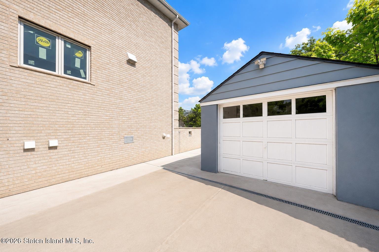 544 Falcon Avenue, Staten Island, NY, 10306 image 35