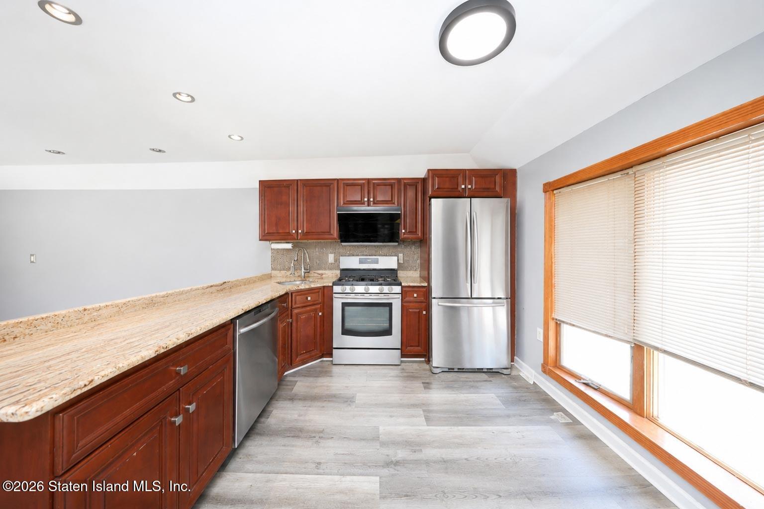 21 Seafoam Street, Staten Island, NY, 10306 image 13