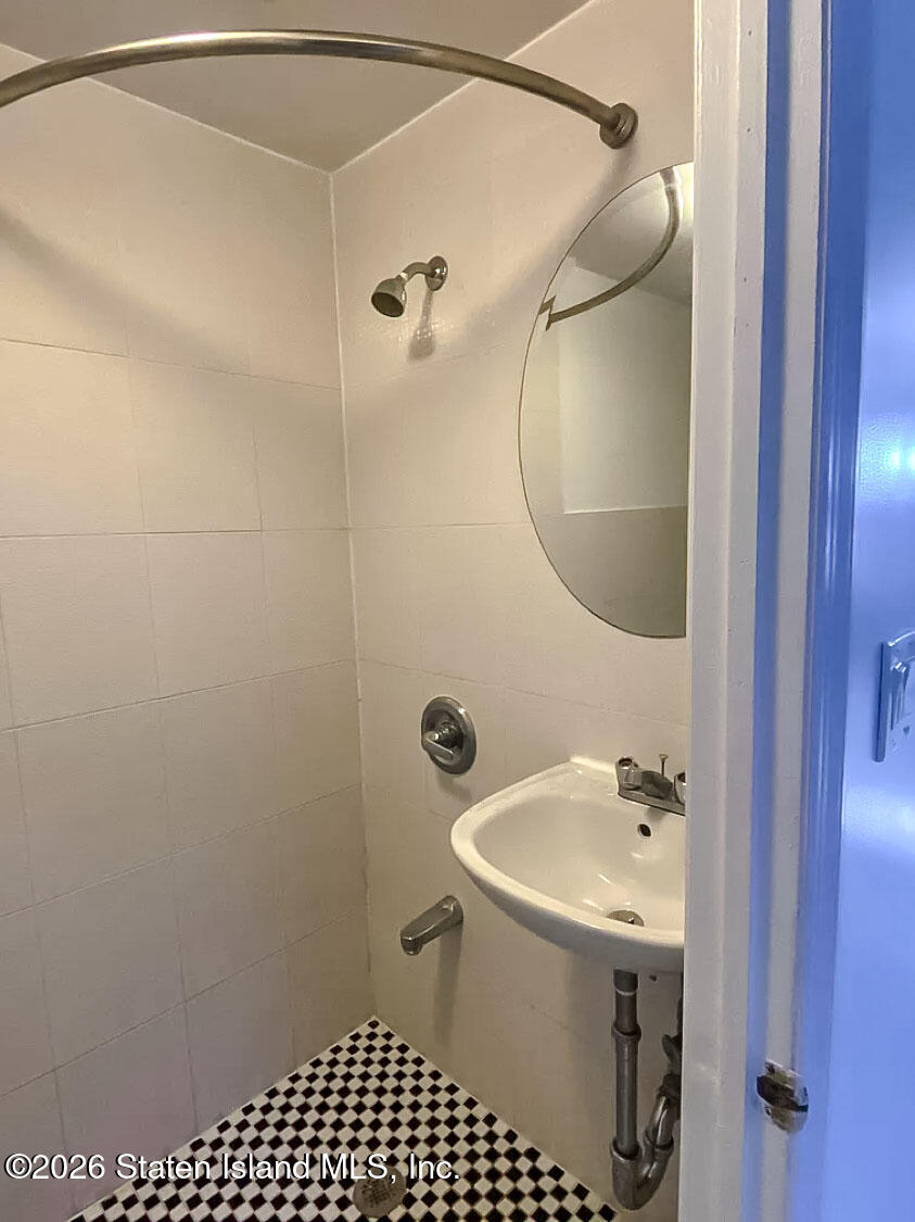 185 Roosevelt Avenue, Staten Island, NY, 10314 image 14
