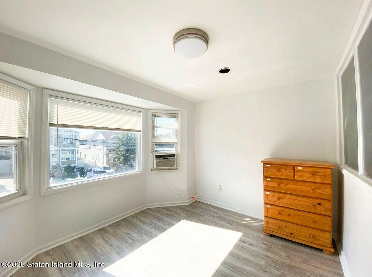 185 Roosevelt Avenue, Staten Island, NY, 10314 image 8