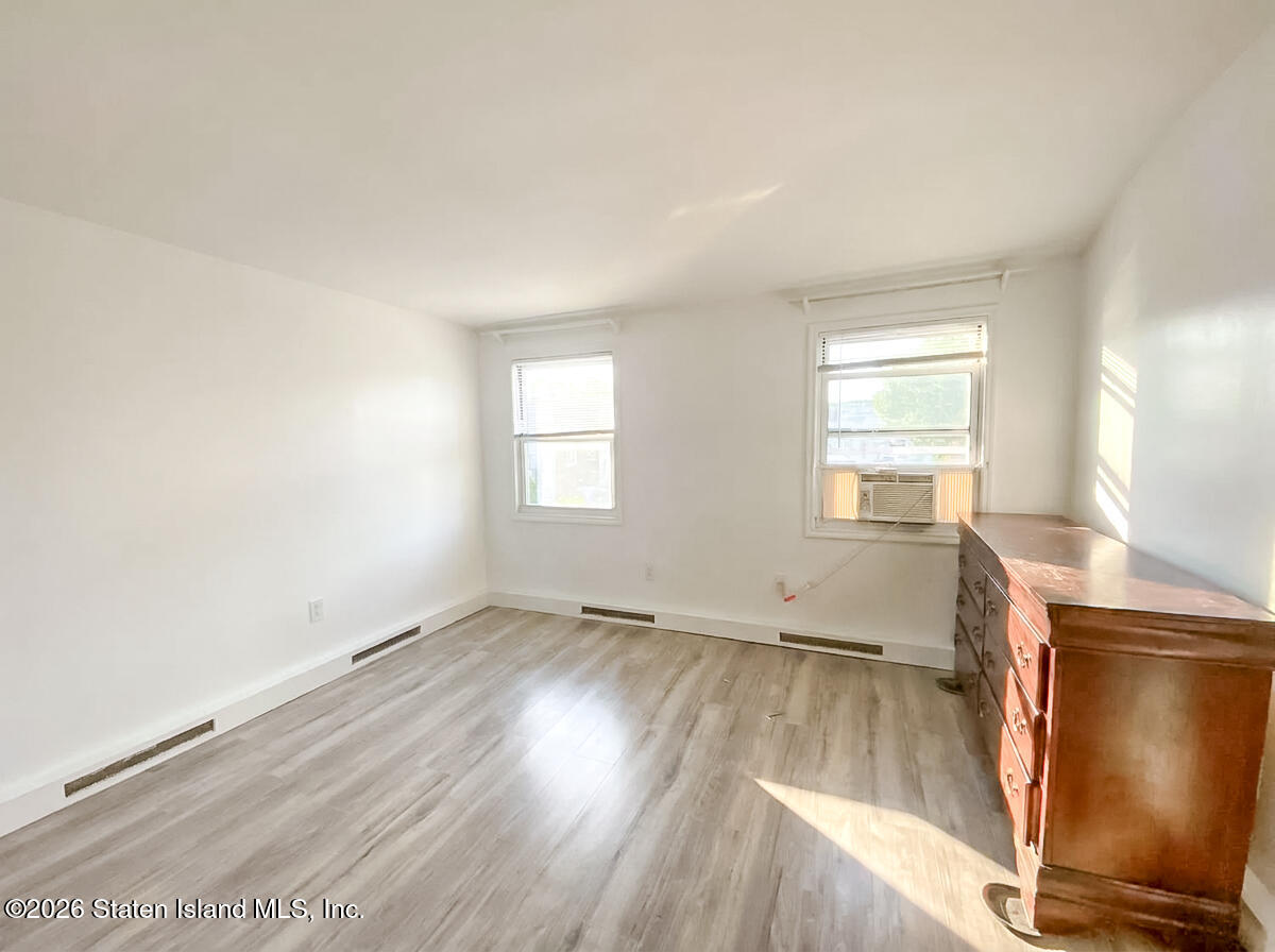 185 Roosevelt Avenue, Staten Island, NY, 10314 image 10