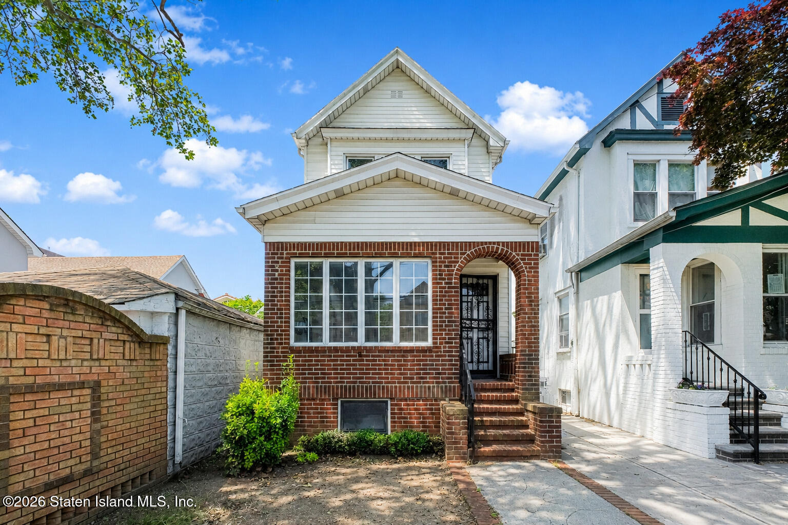 1488 E 26th Street Image 1