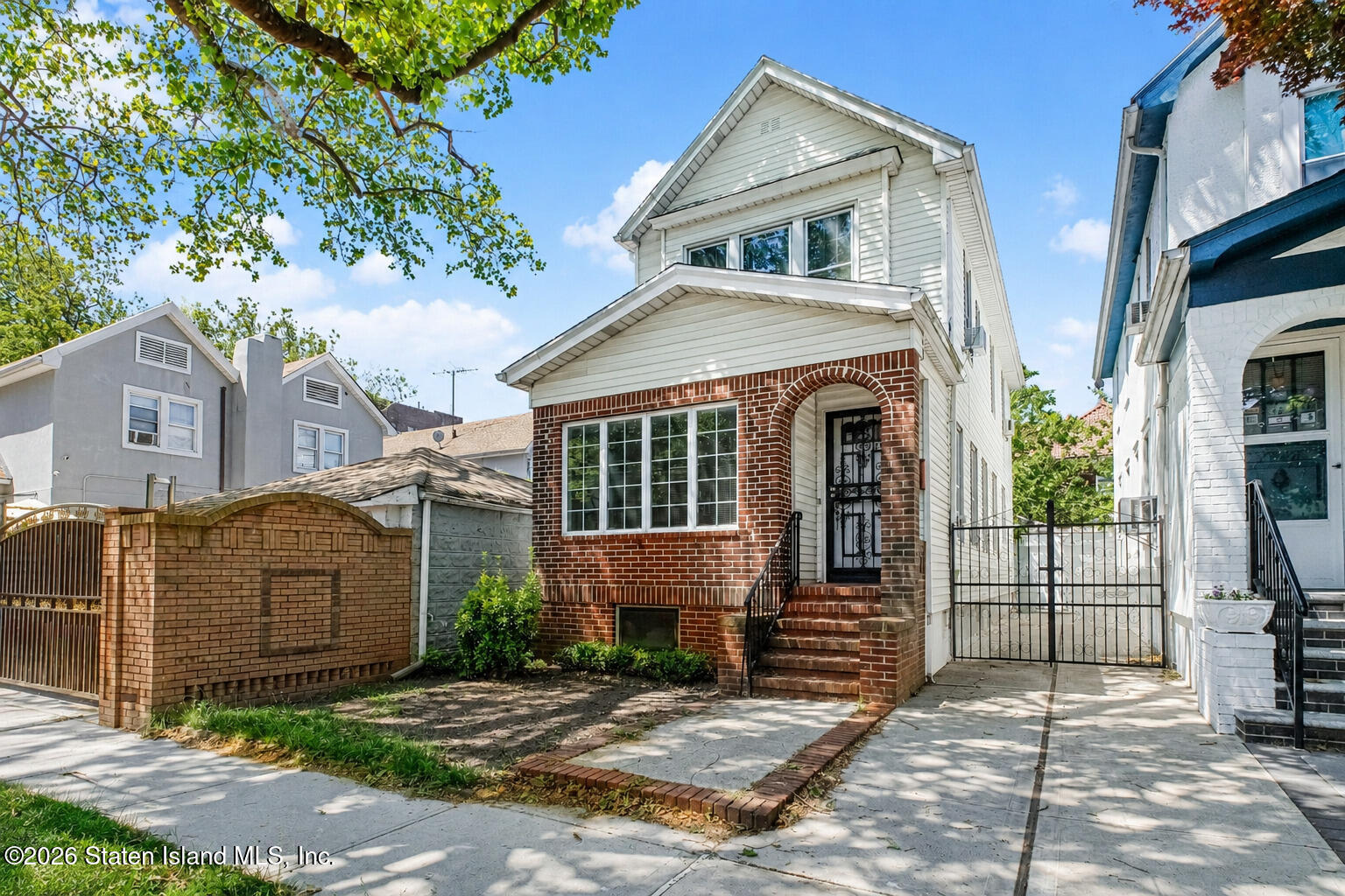 1488 E 26th Street Image 2