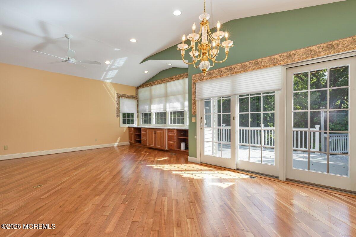 48 Ravine Drive Image 5