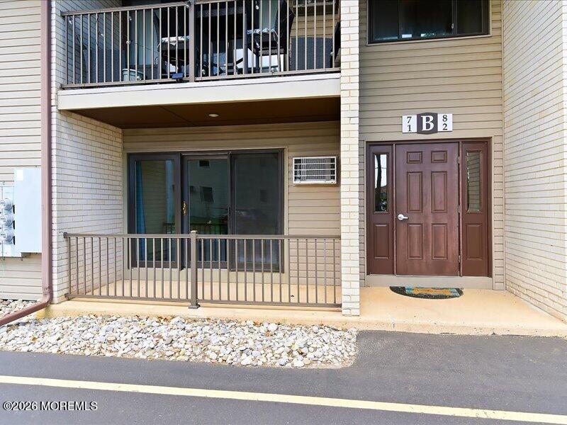 330 Shore Drive Drive B  1 Image 2