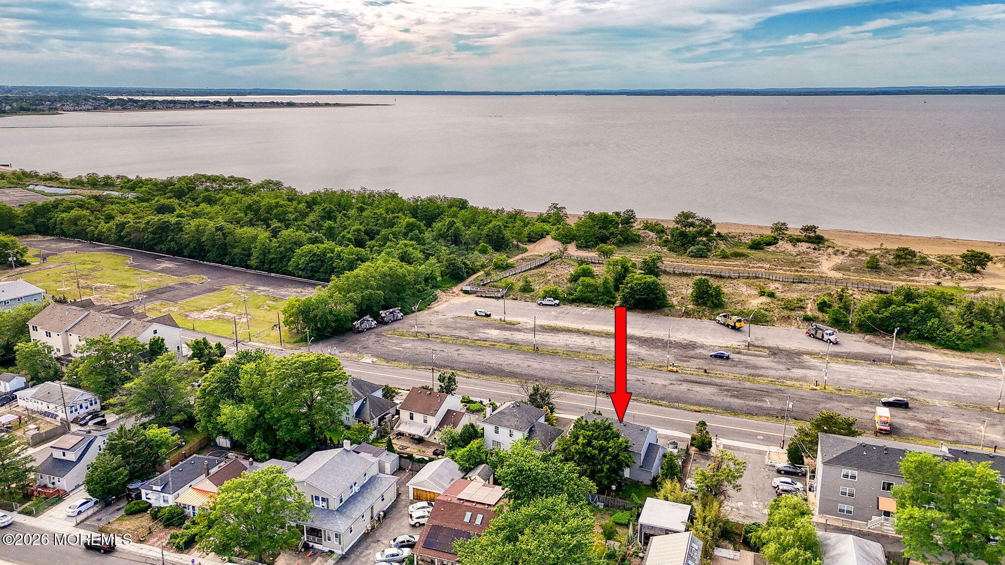 450 Beachway Avenue Image 5
