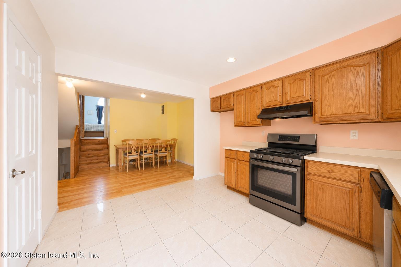 17 Lyman Avenue, Staten Island, NY, 10305 image 11