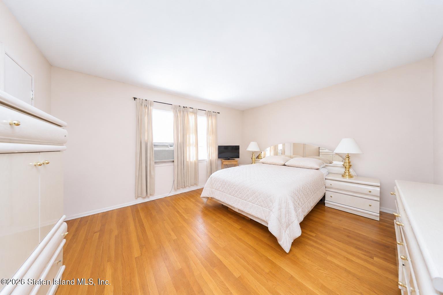 176 Tysens Lane, Staten Island, NY, 10306 image 15