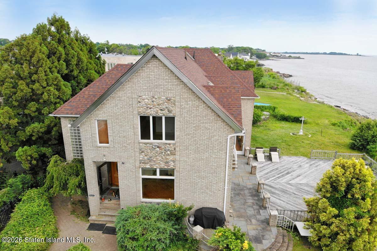 161 Boardwalk Avenue Image 5