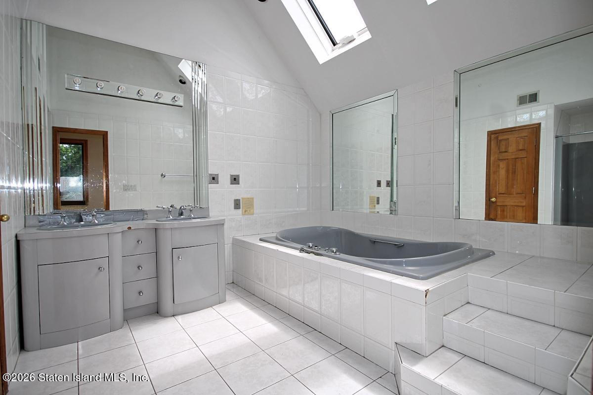 161 Boardwalk Avenue, Staten Island, NY, 10312 image 31
