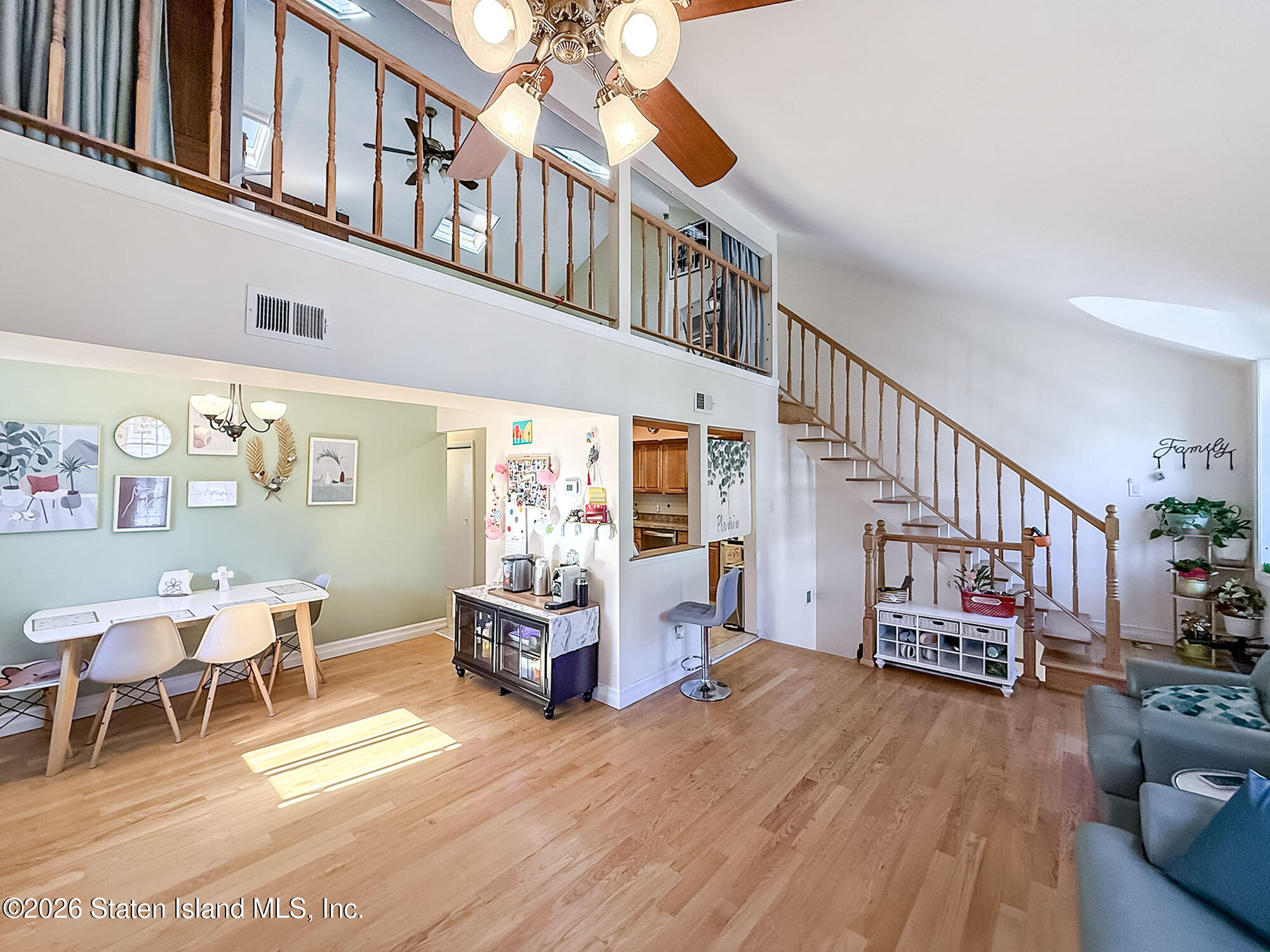 36 Village Lane 8b Image 4