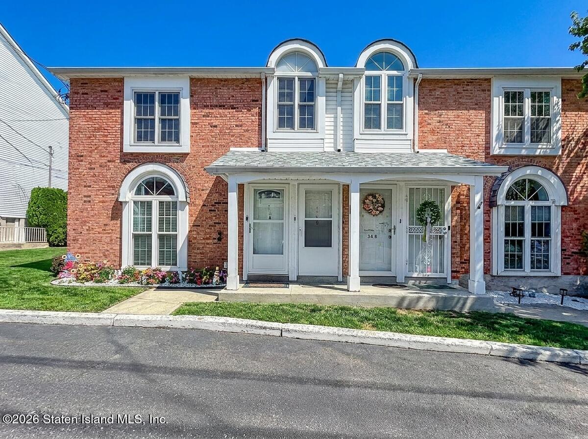 36 Village Lane 8b Image 2