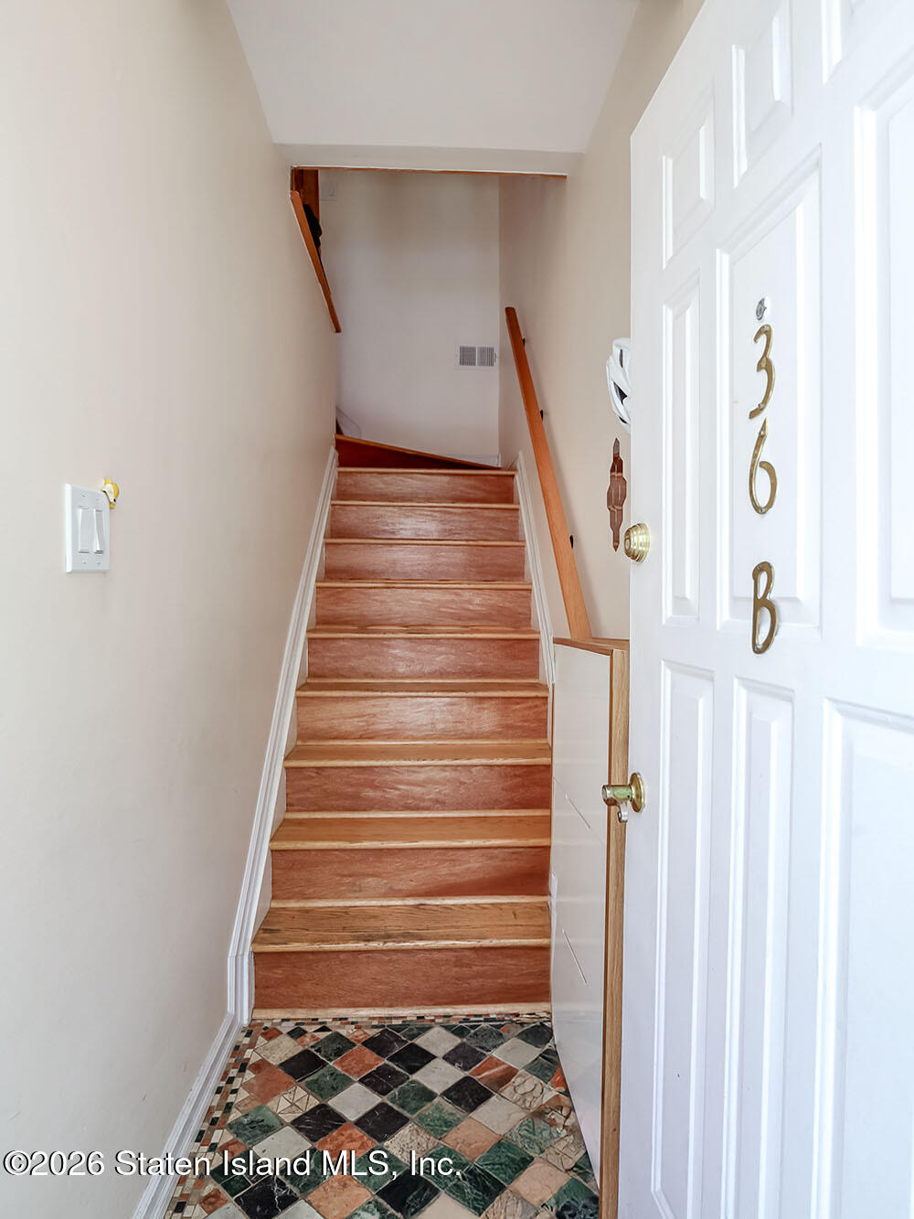 36 Village Lane 8b Image 1