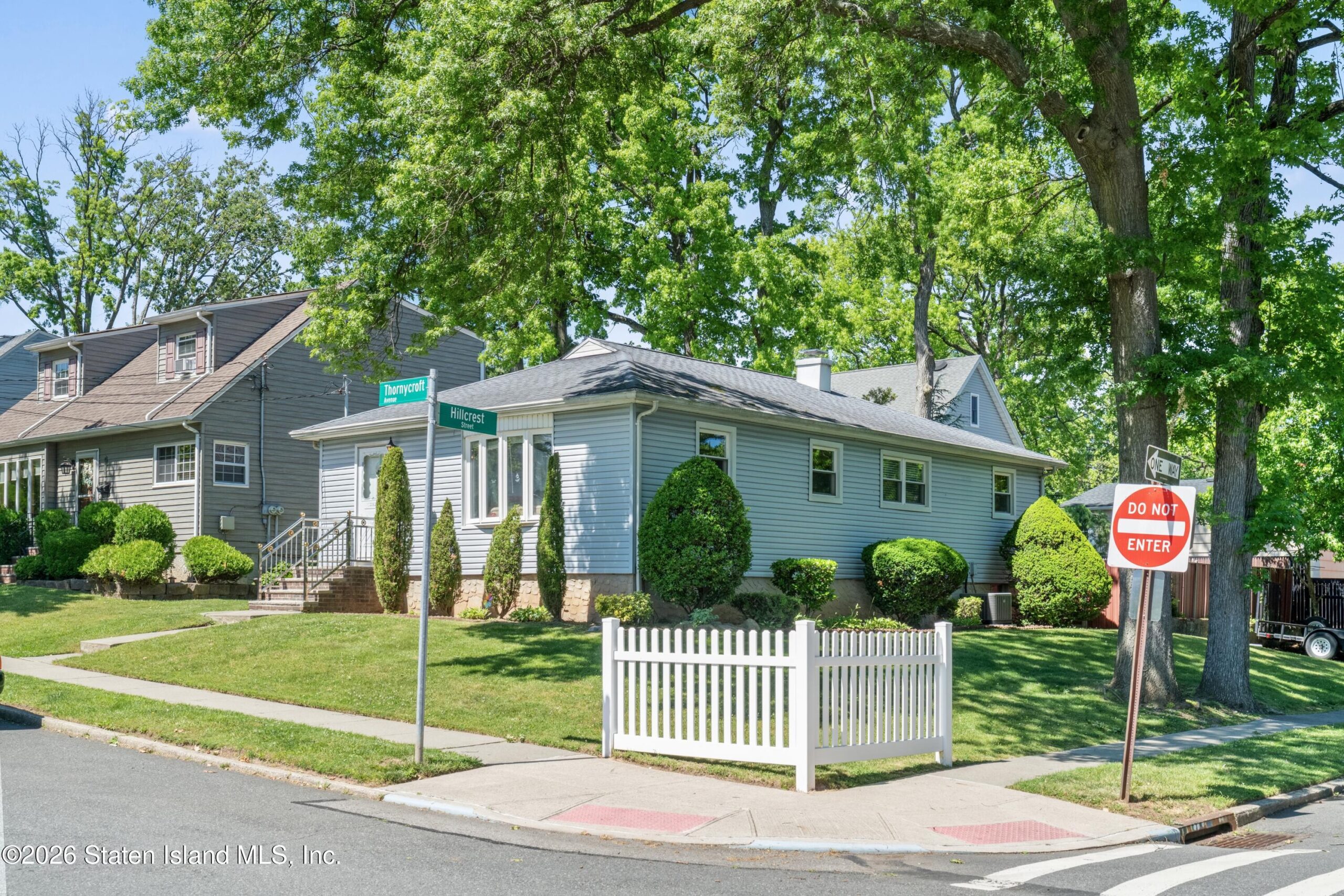 263 Thornycroft Avenue Image 3
