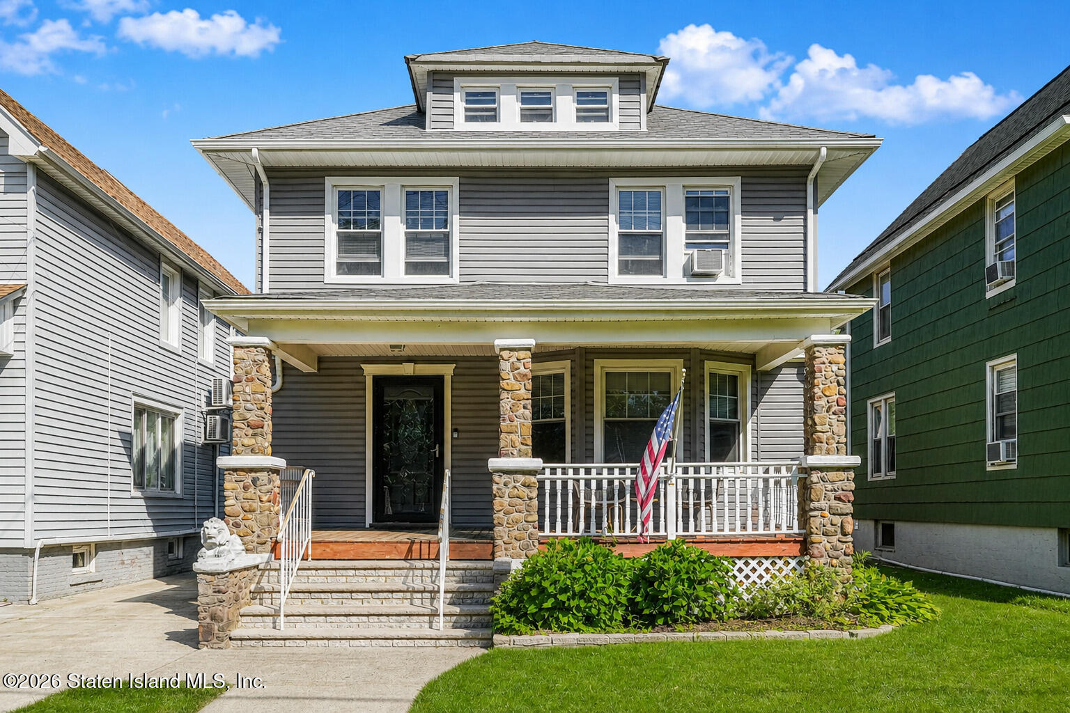 102 Decker Avenue Image 2
