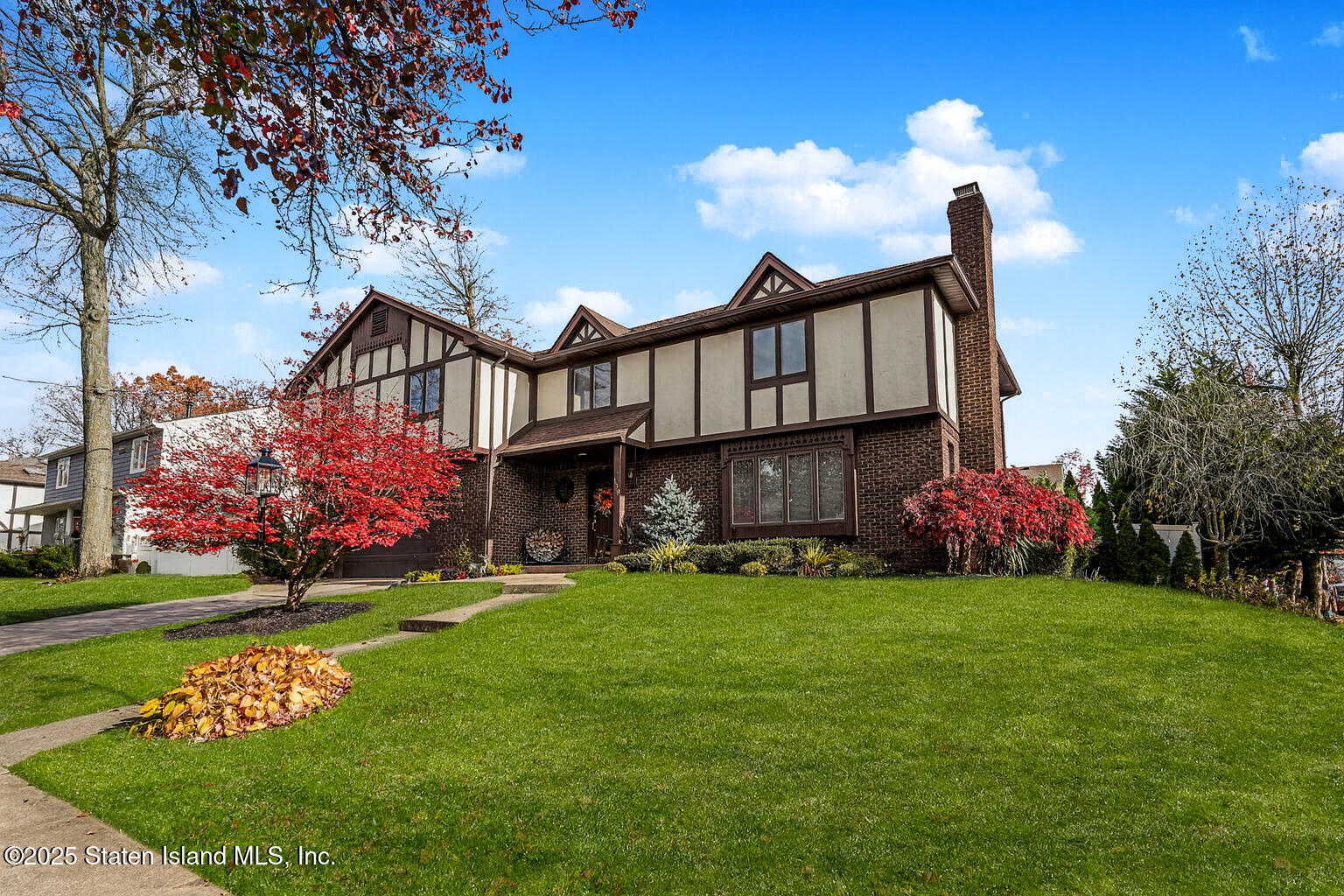 159 Aspinwall Street Image 4