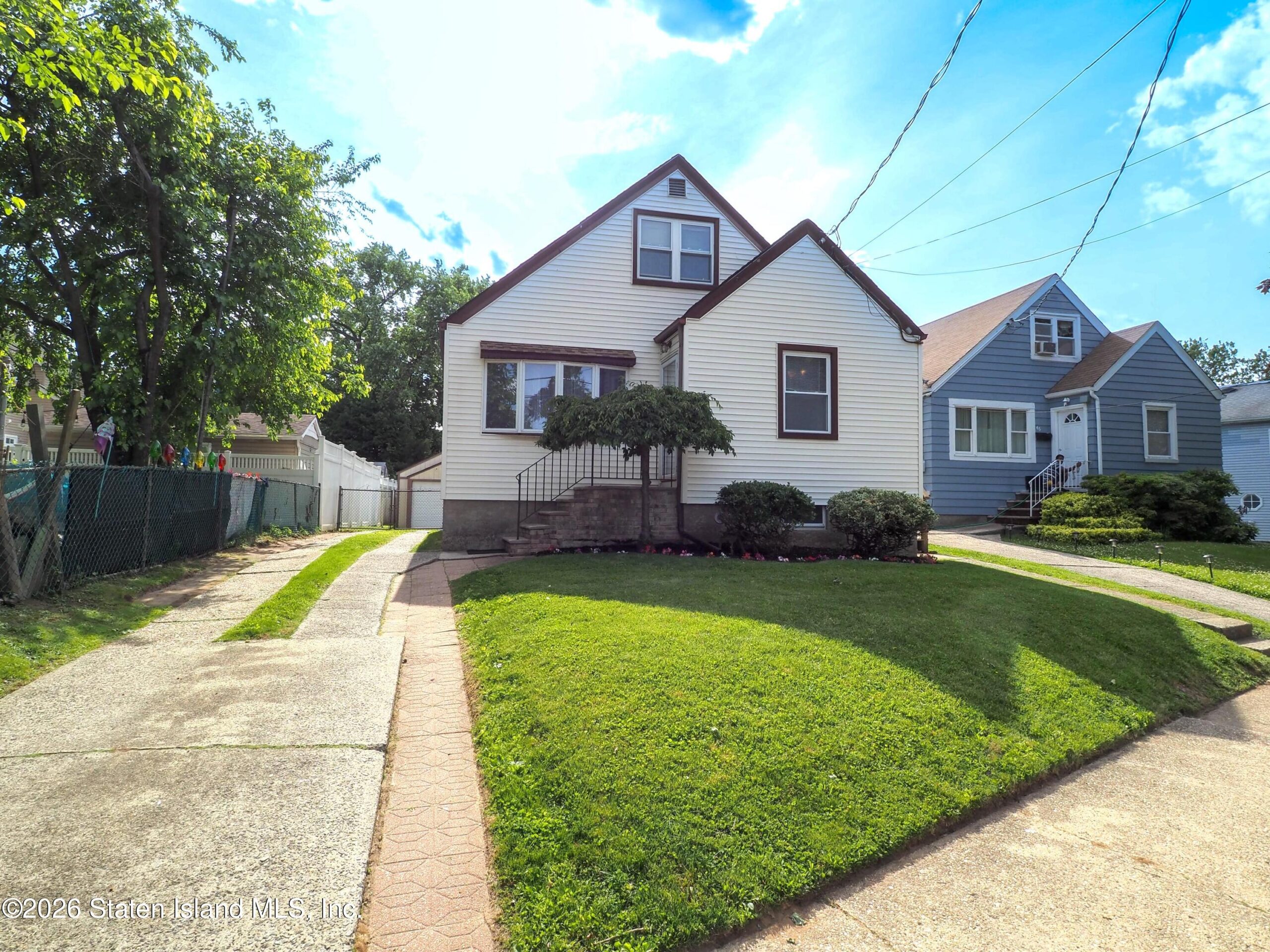 50 Raymond Place Image 1
