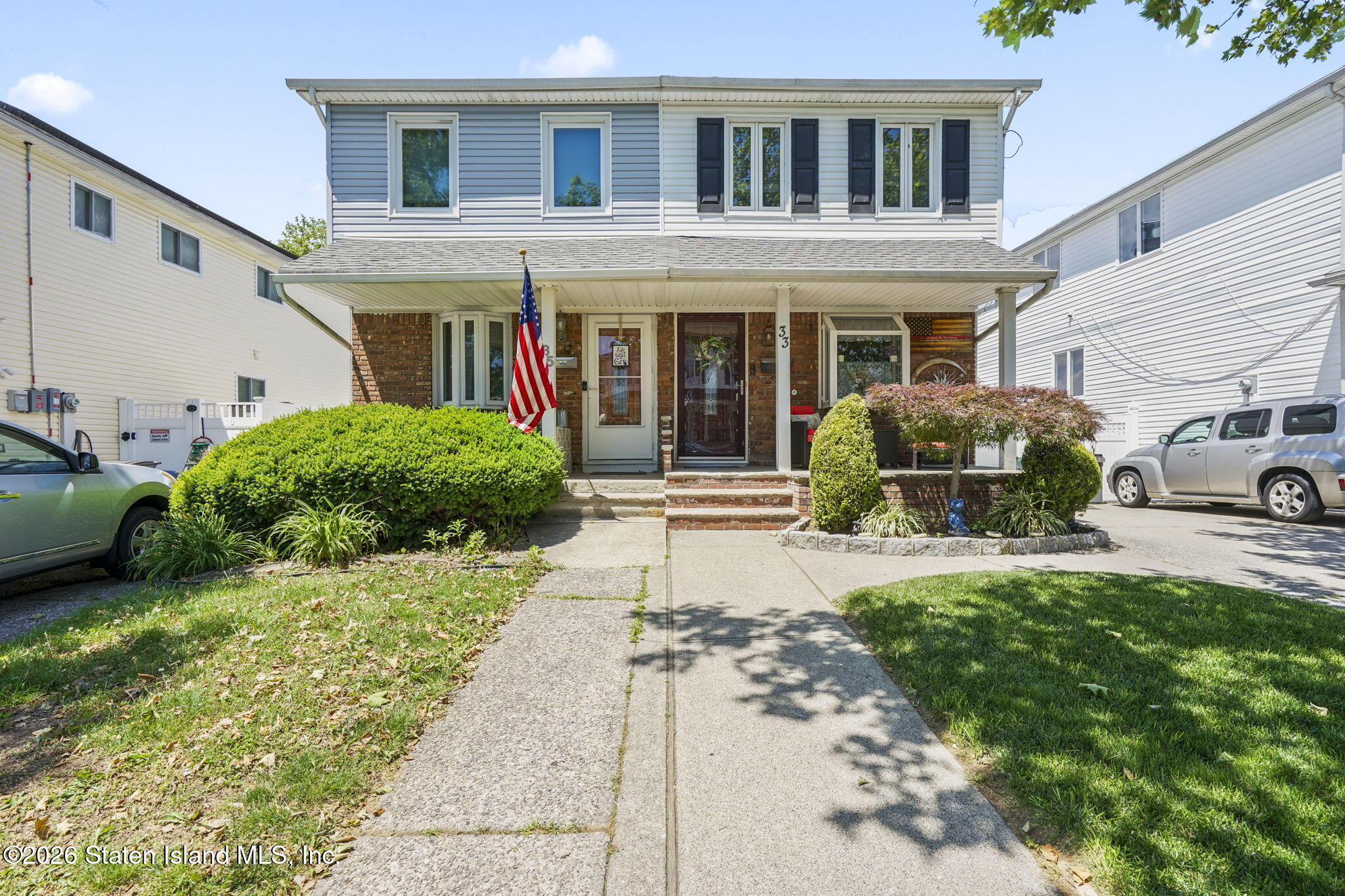 33 Middle Loop Road Image 2